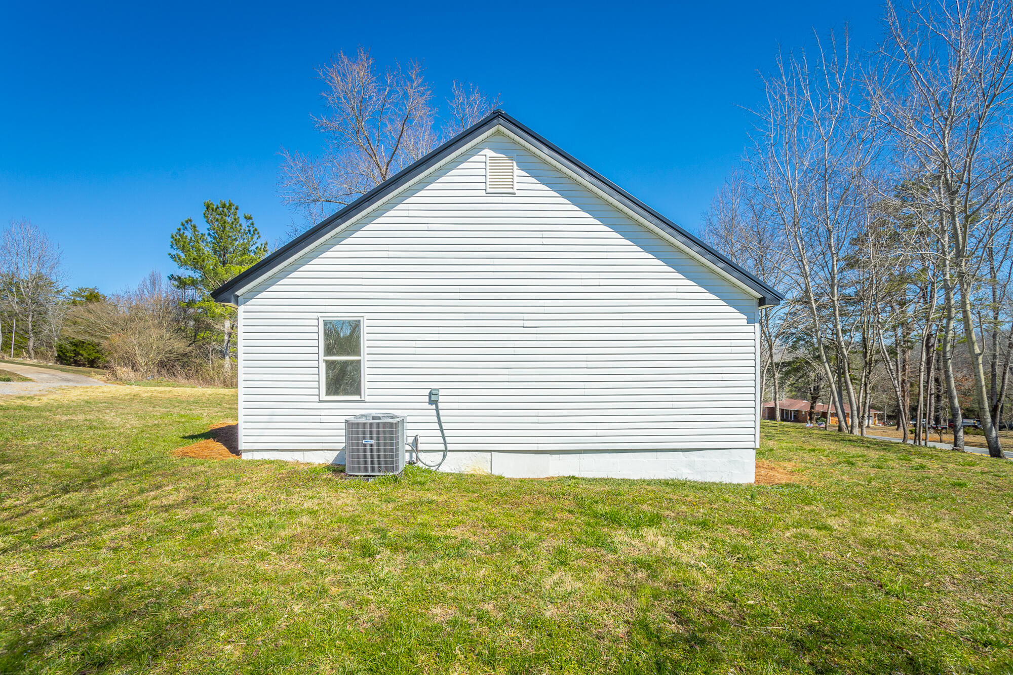 9742 Highway 193