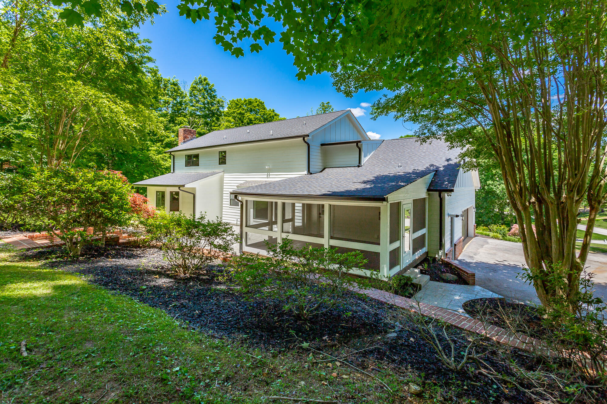 8240 Mitchell Mill Road