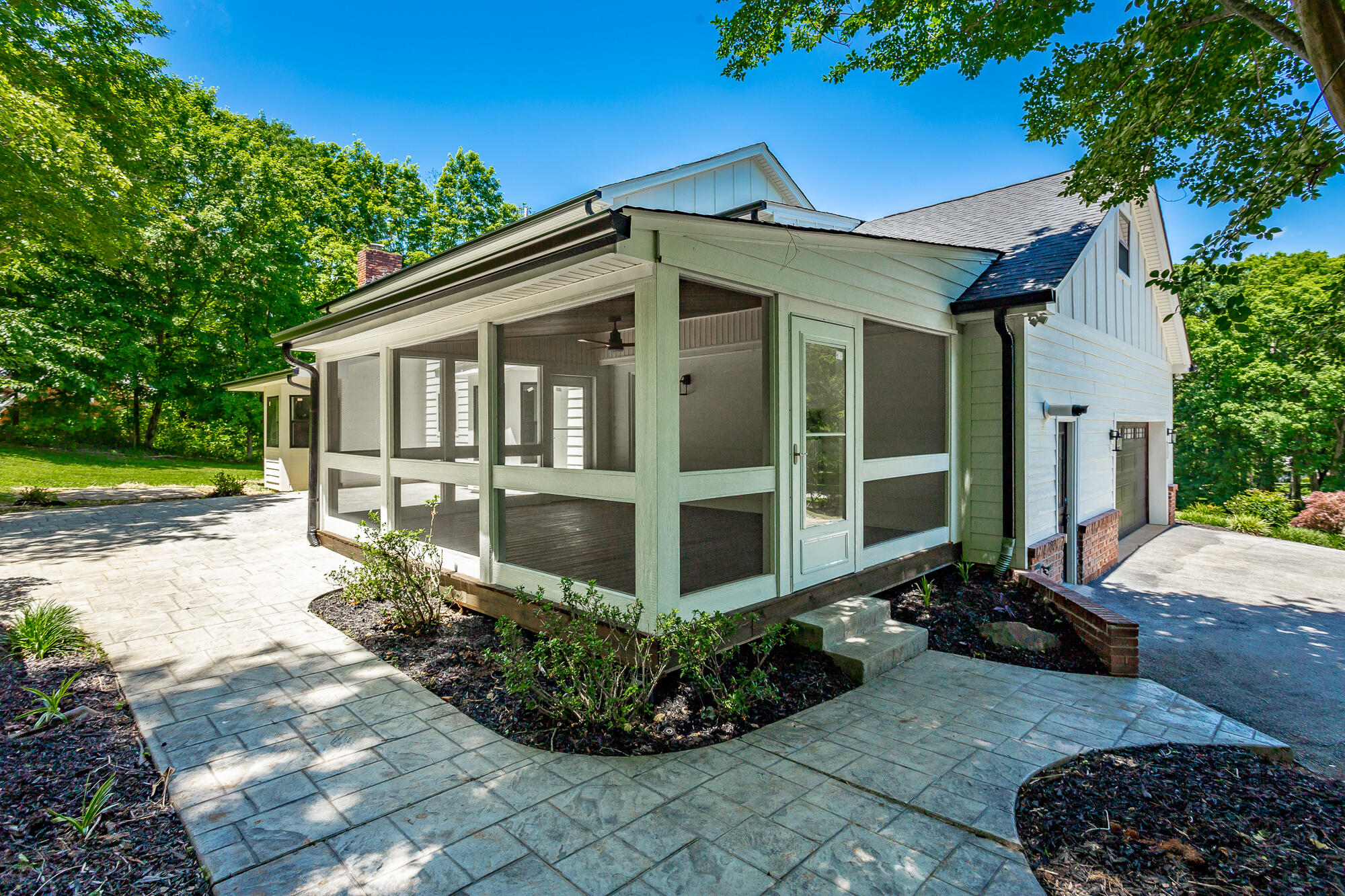 8240 Mitchell Mill Road