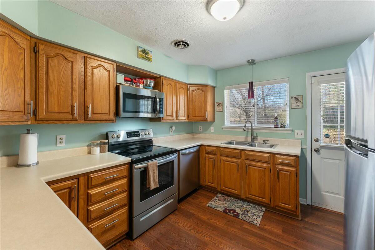 1304 Coleman Circle