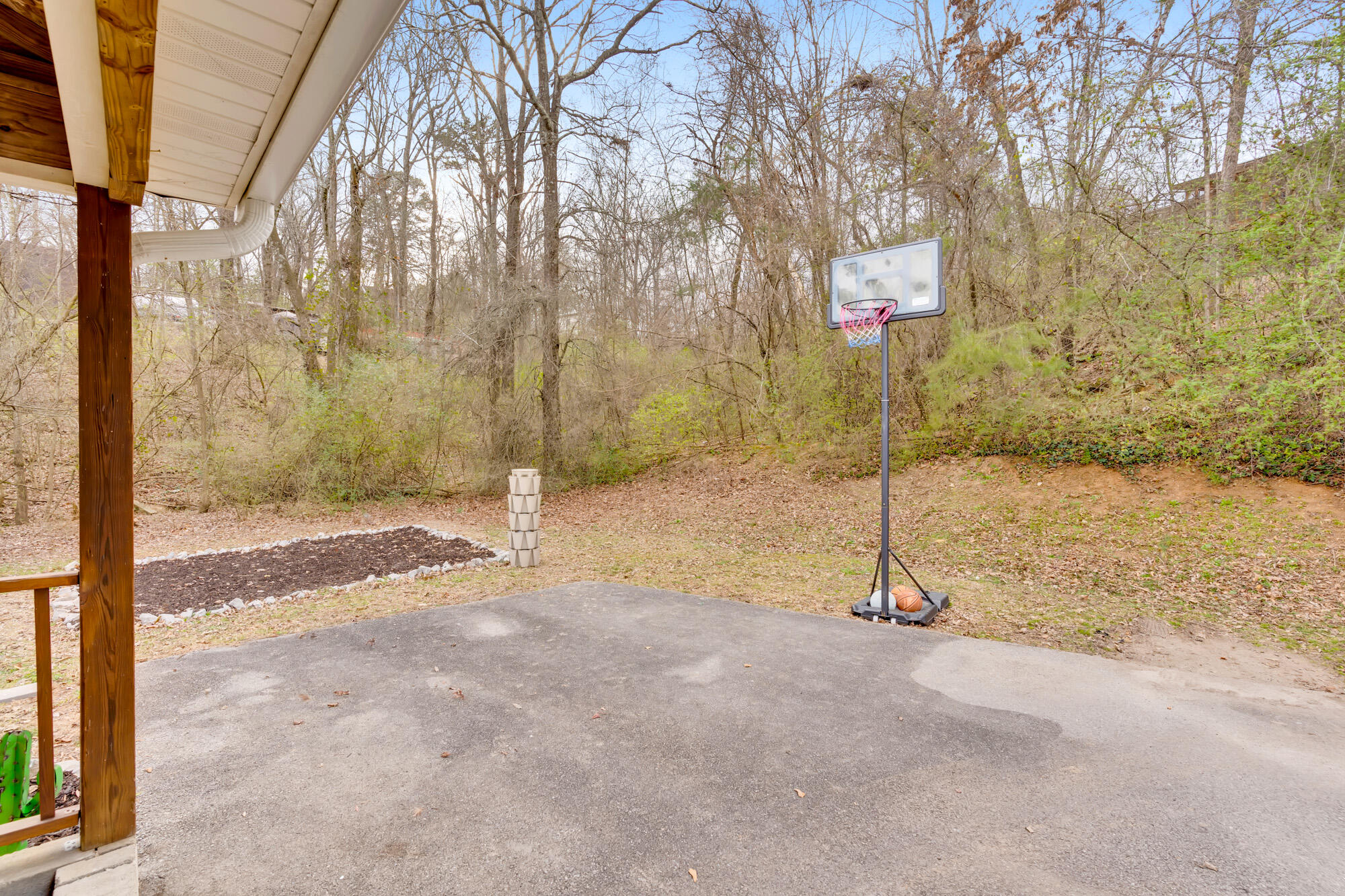4991 Eldridge Road