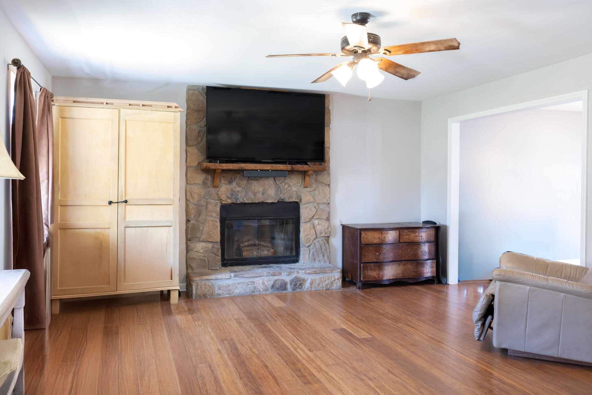 5603 River Glade Drive