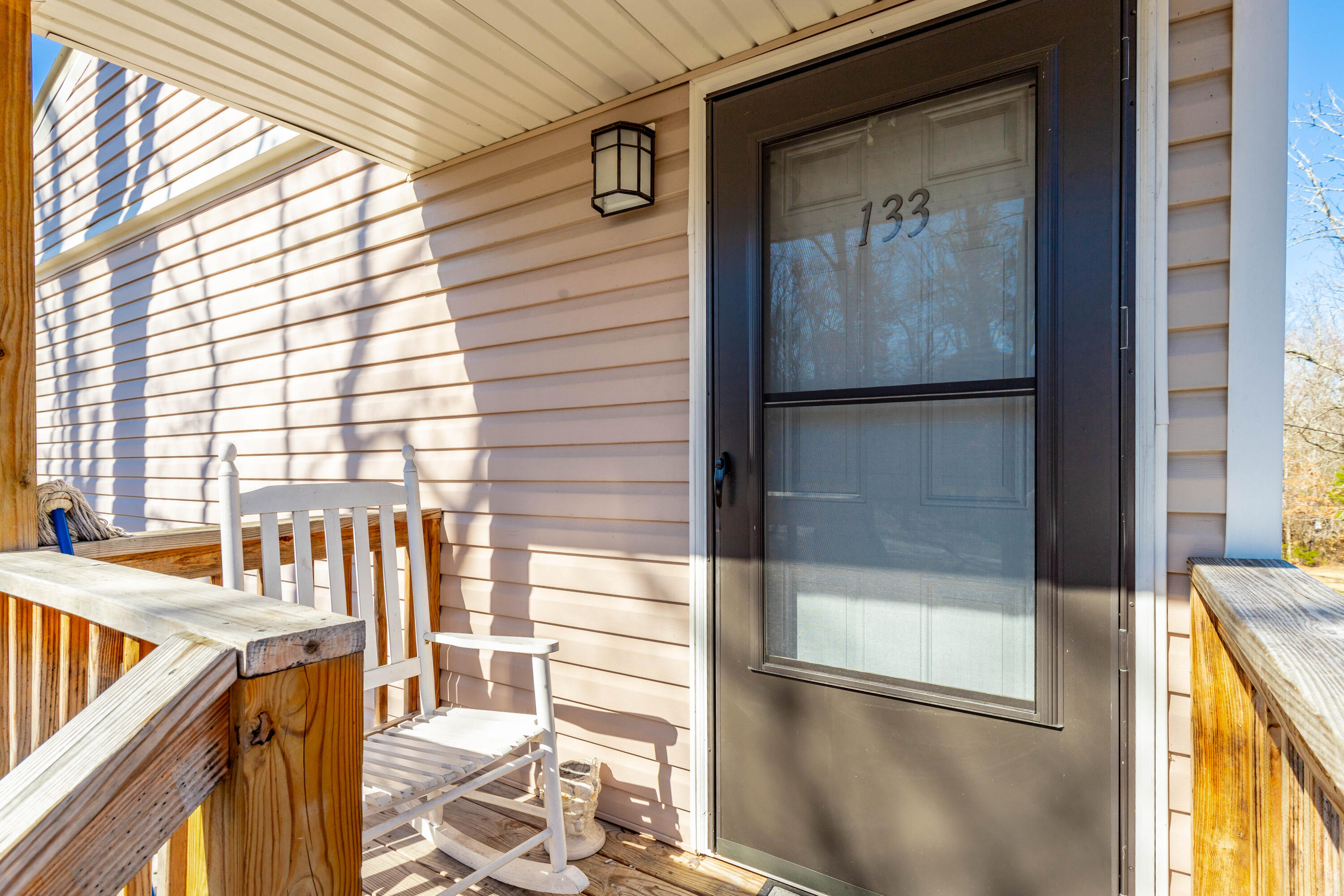 85 Deer Lane