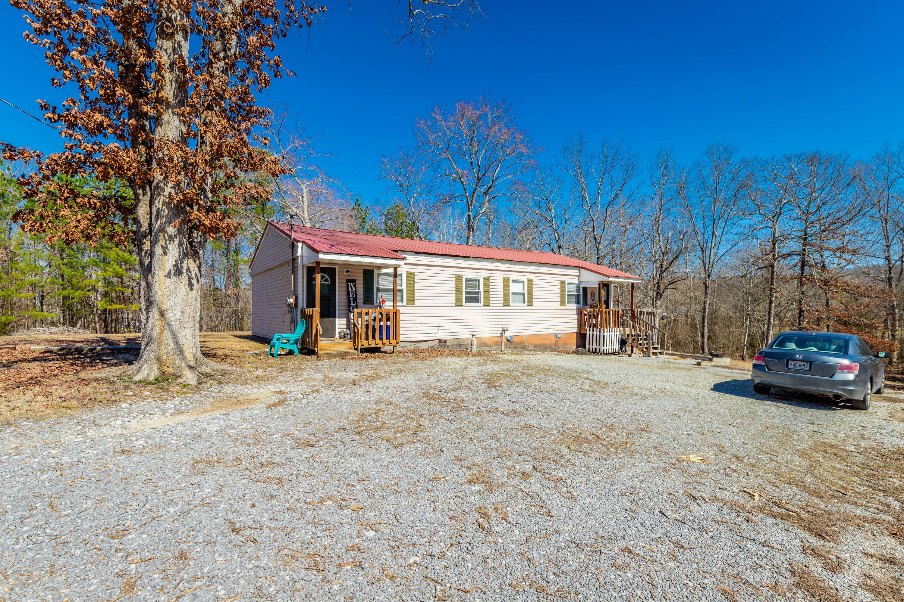 85 Deer Lane