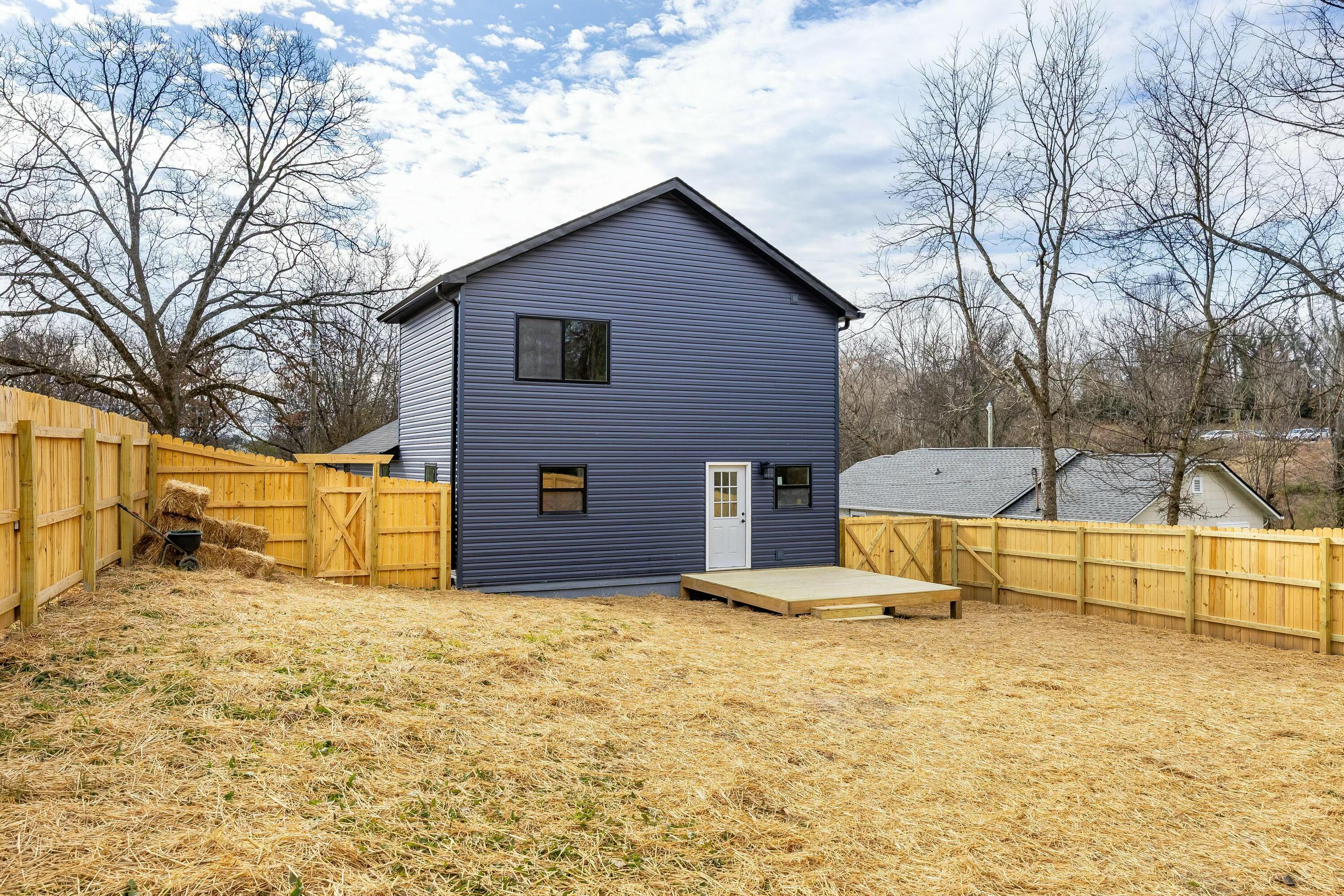 608 W College Street