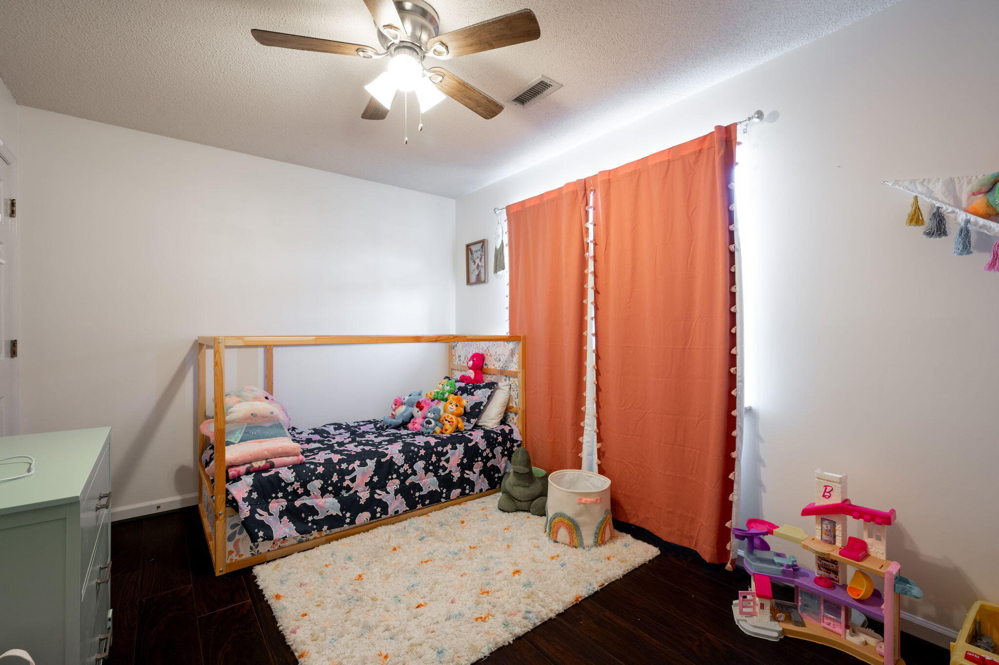 4528 Kings Lake Court