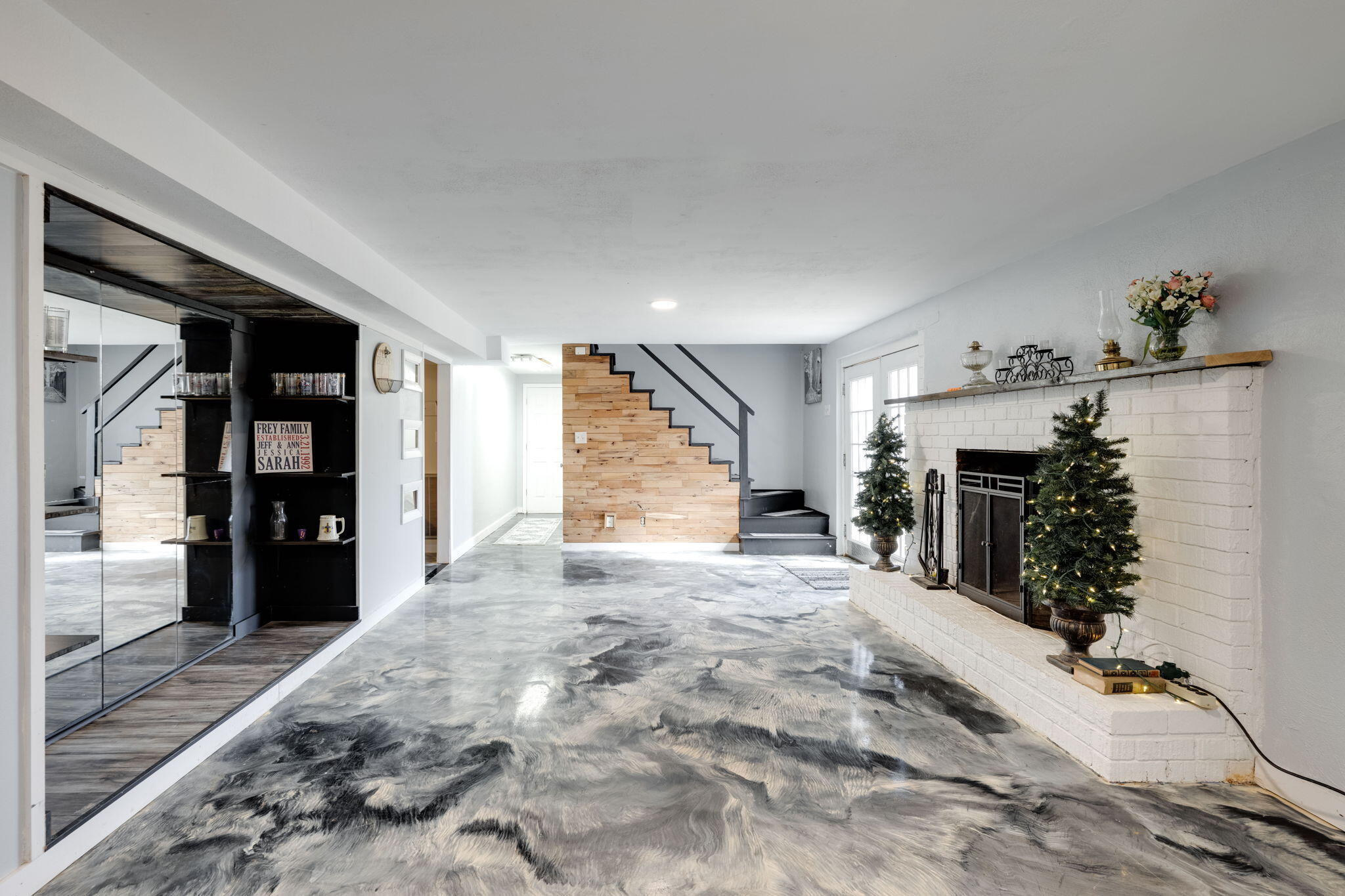 4832 Lake Haven Drive