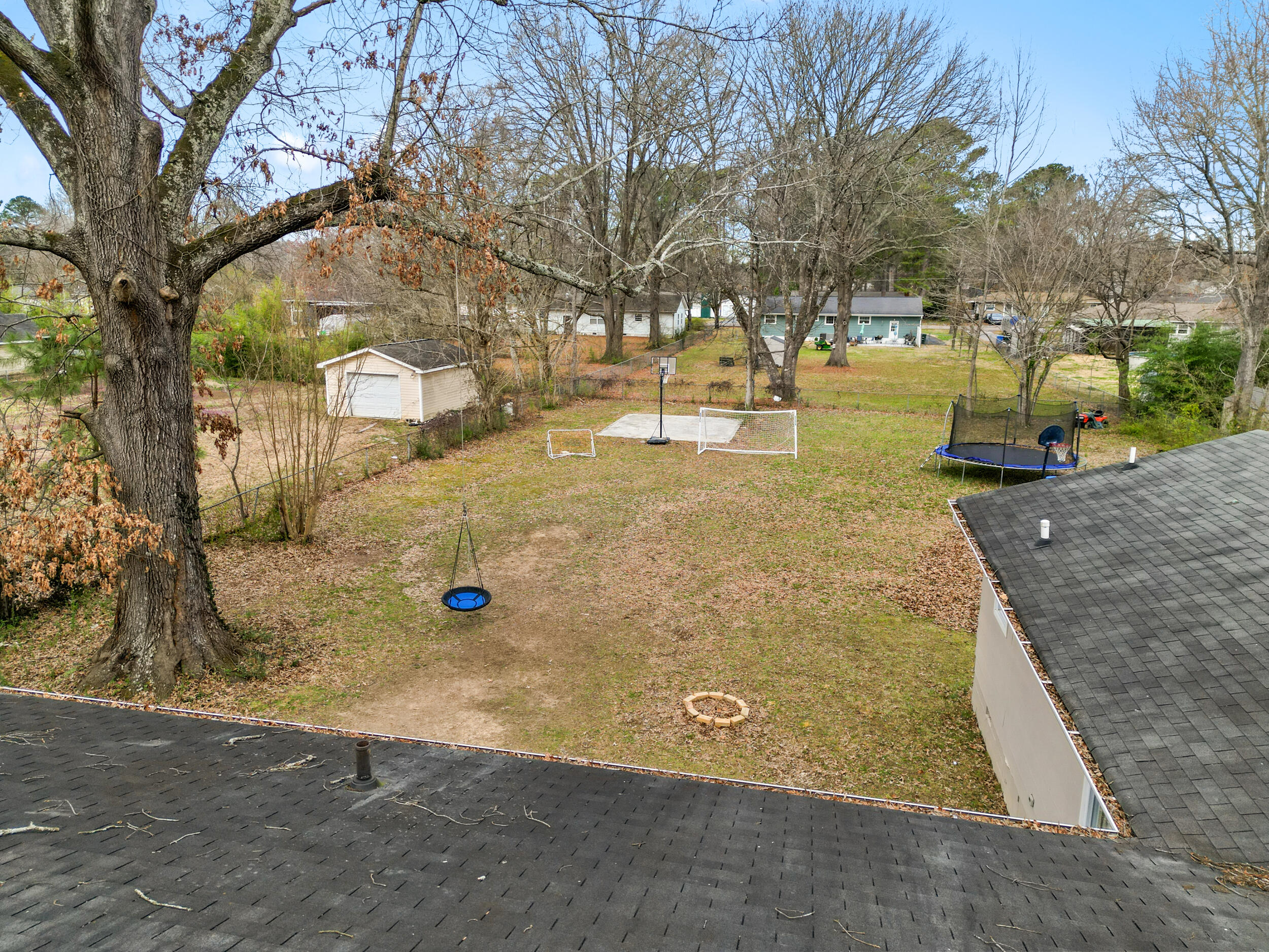 813 Lindsay Avenue