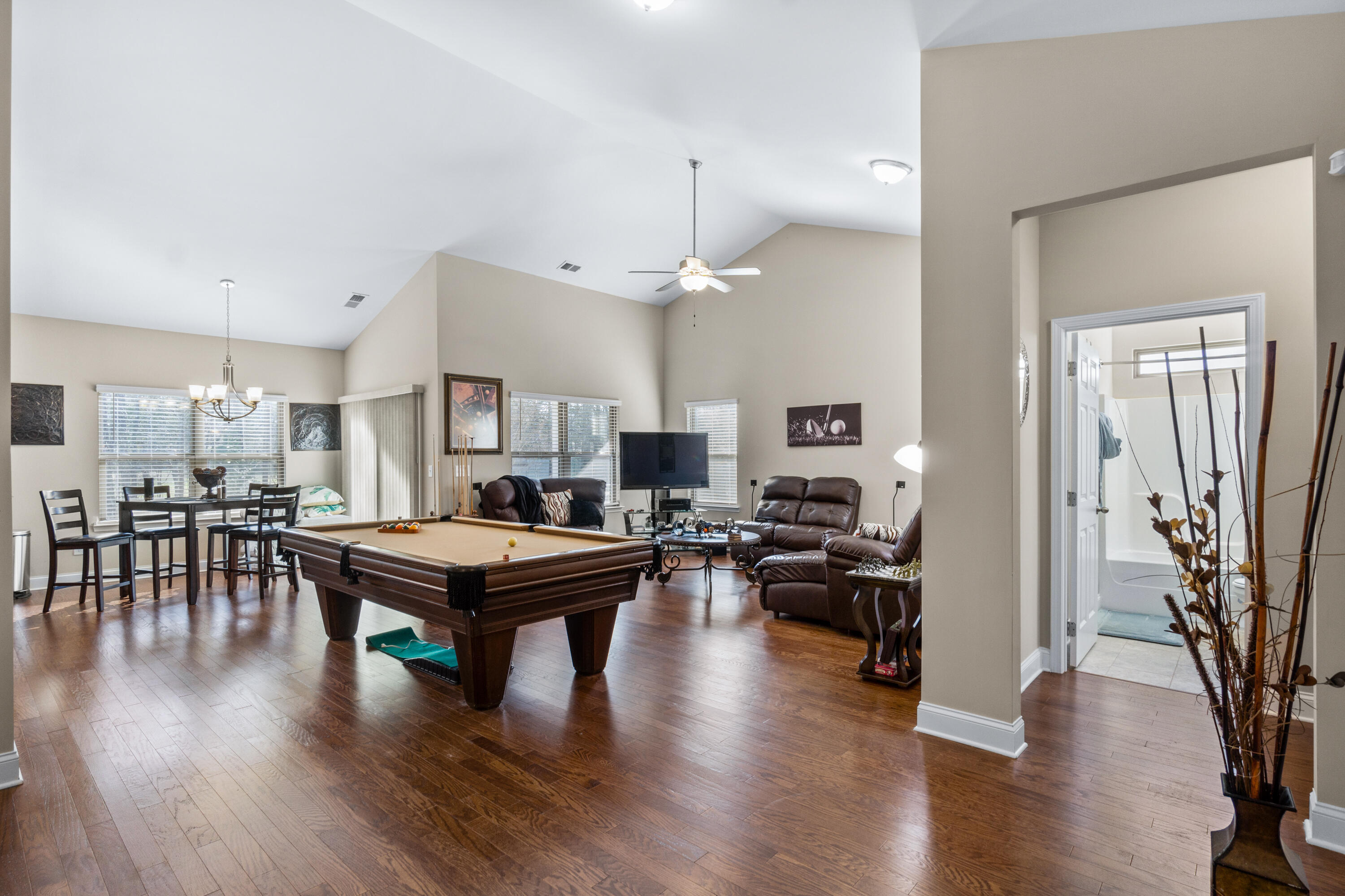6529 Satjanon Drive
