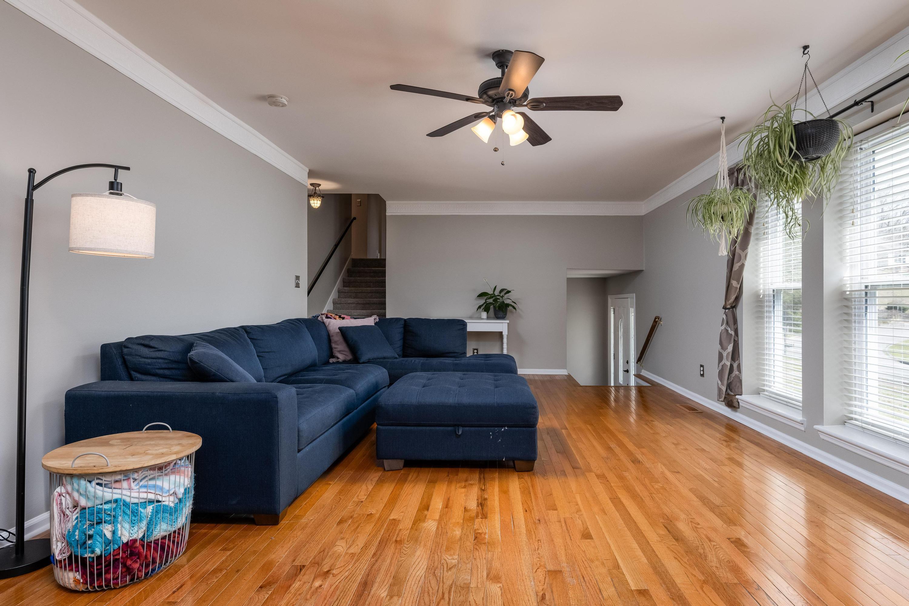 4821 Woodland Circle