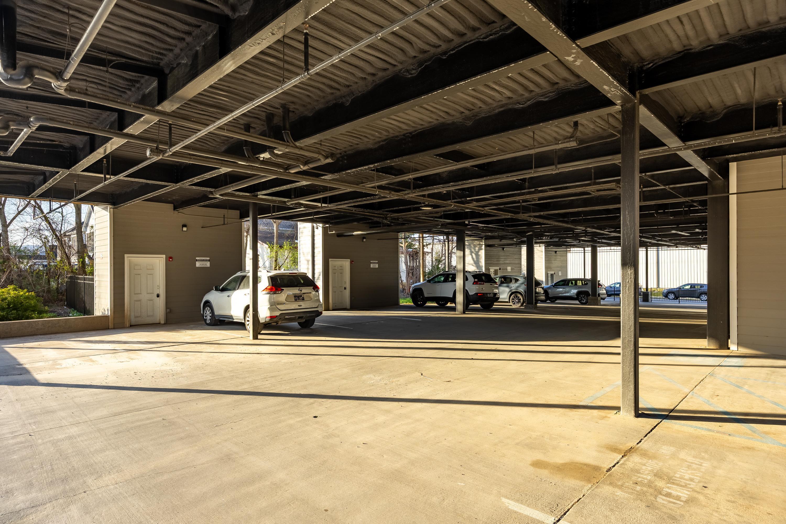 1445 Fagan Street, 305
