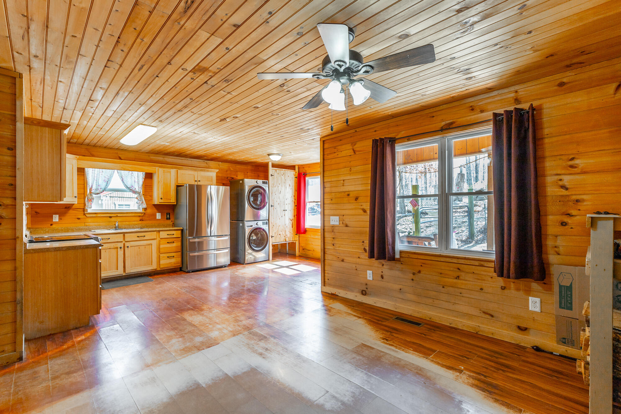 617 Evening Shade Lane