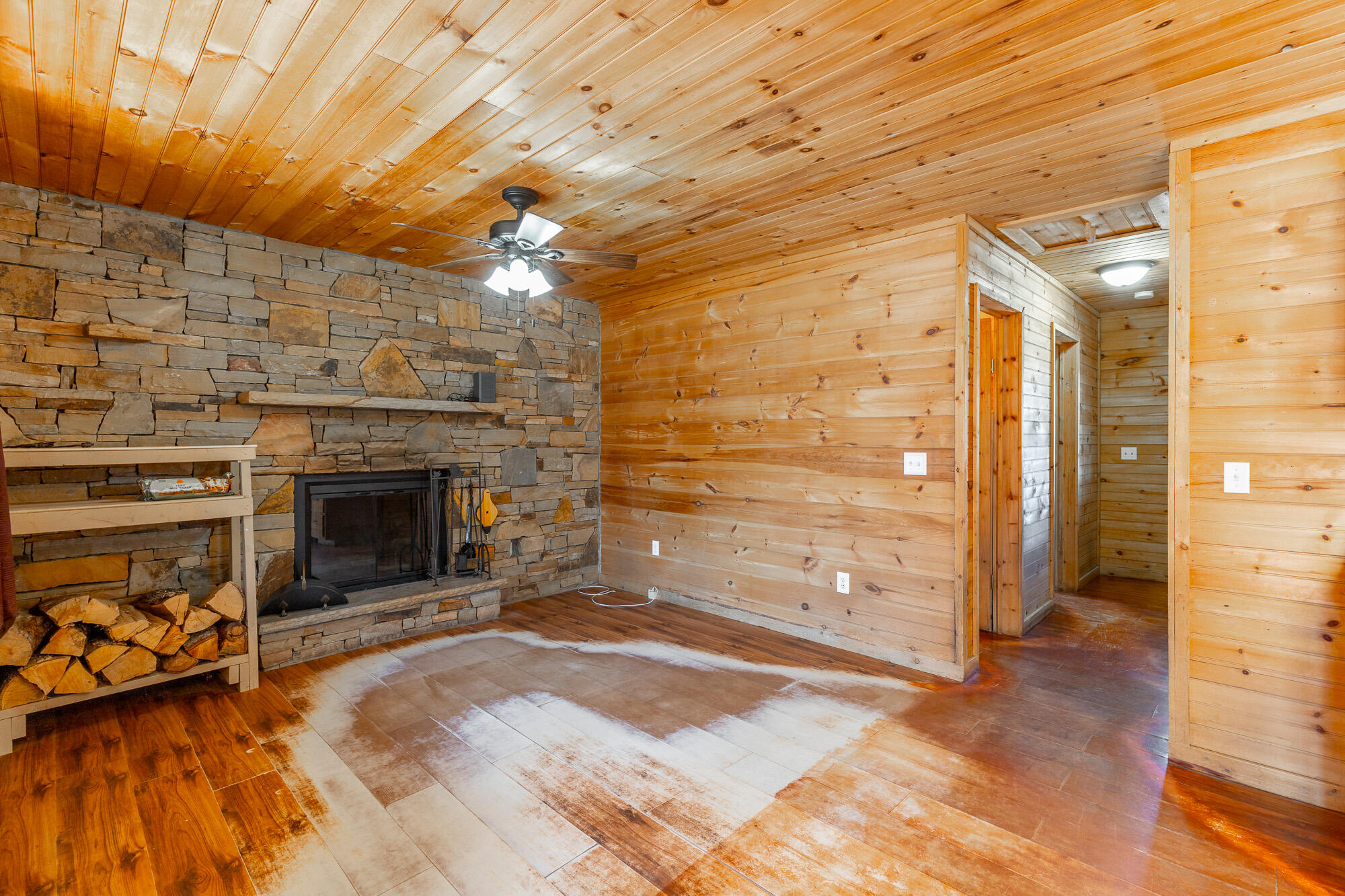 617 Evening Shade Lane