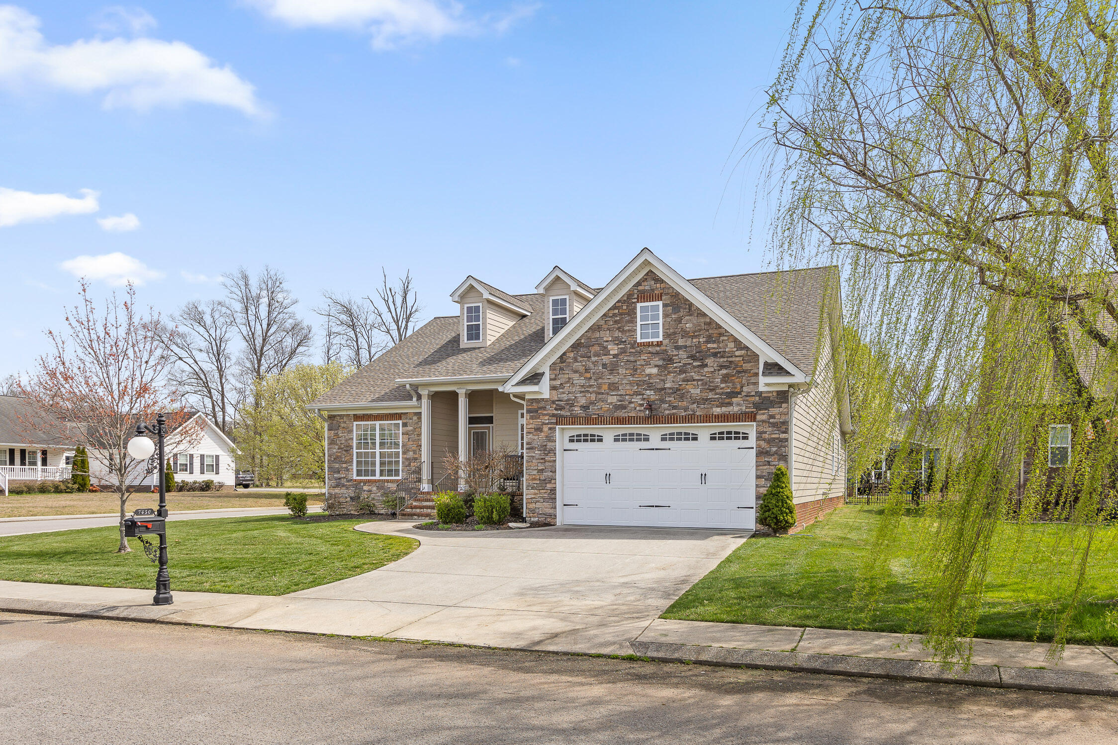 7450 Cash Lane