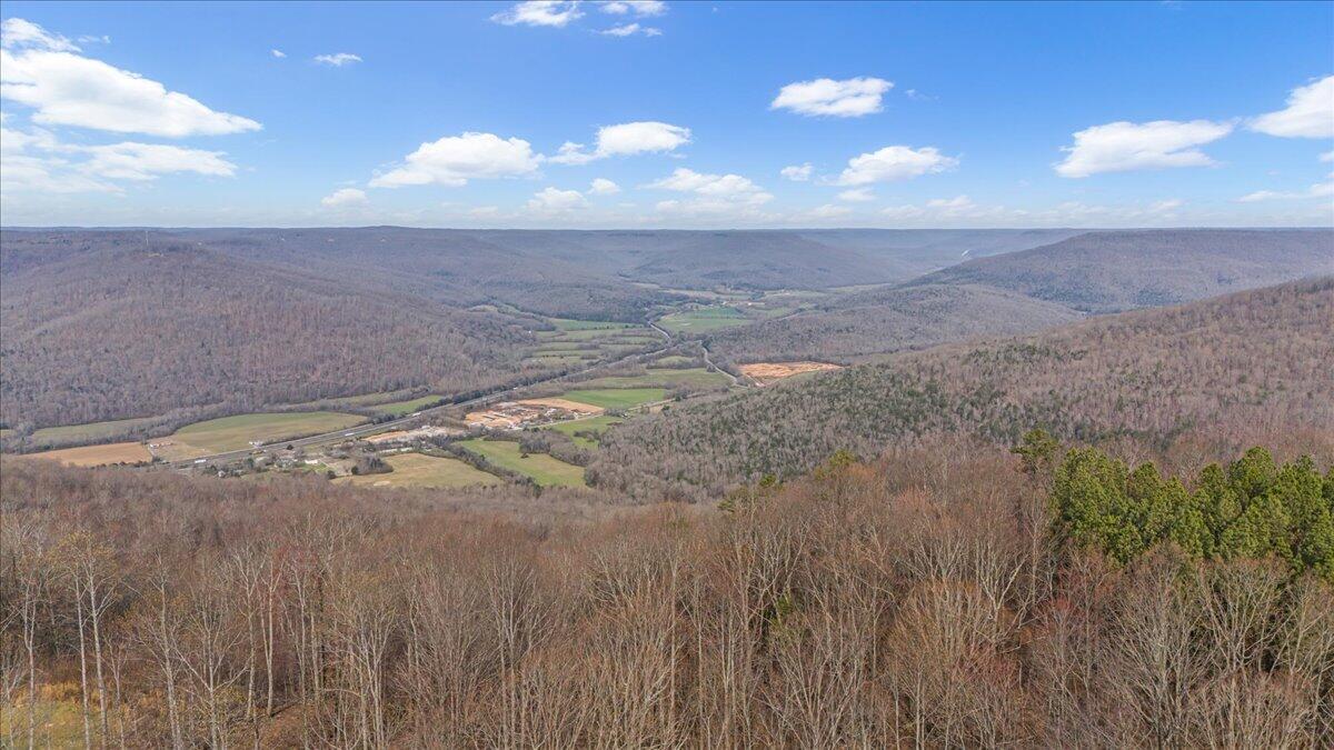 700 Cherokee Path, Jf275