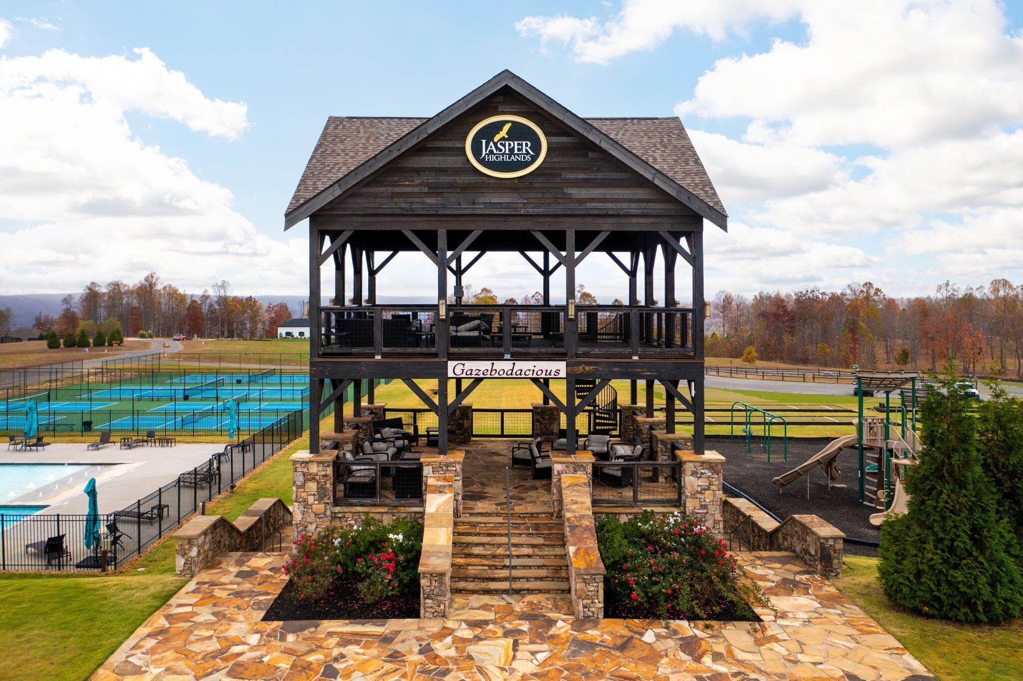 700 Cherokee Path, Jf275