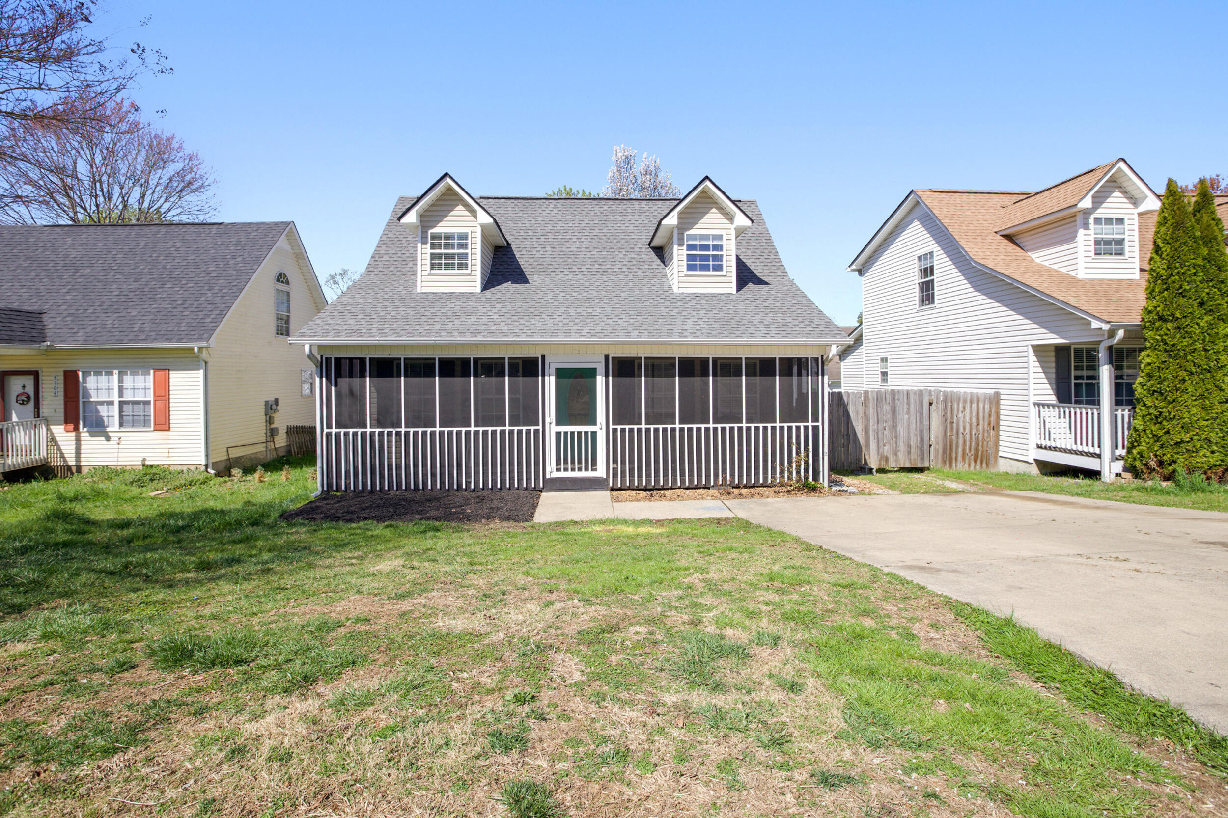 3158 Holly Brook Circle