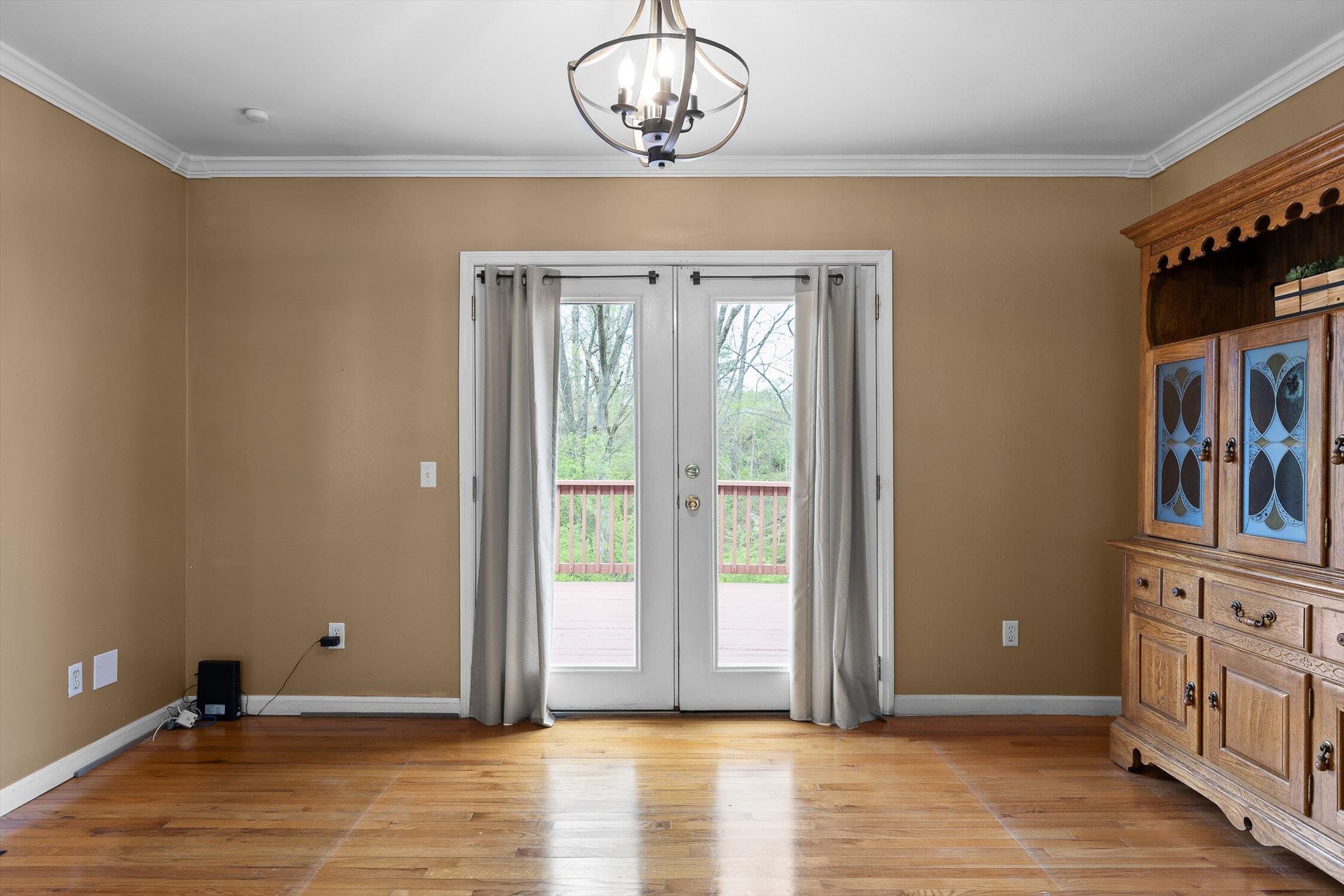 1207 Northern Hills Road