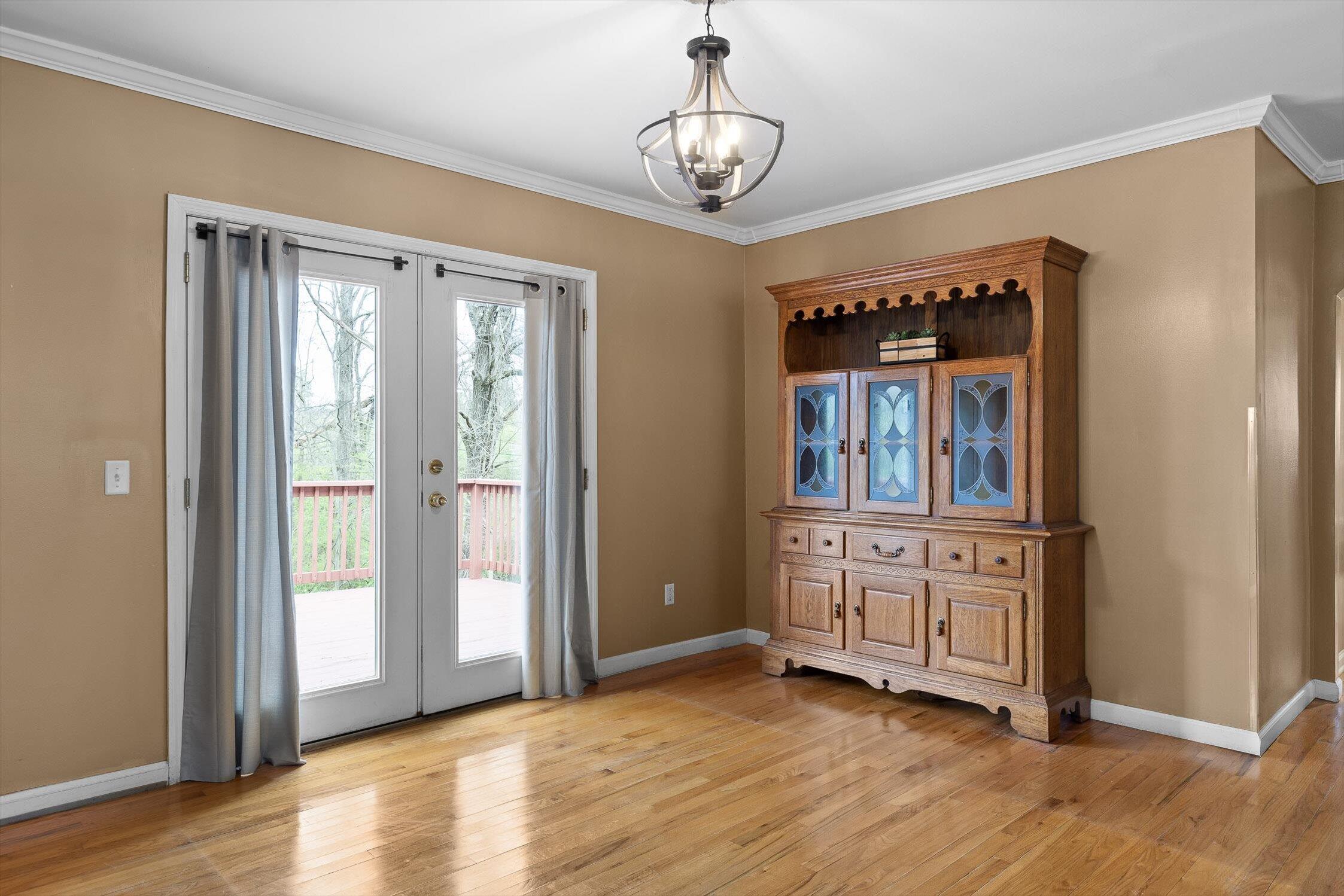 1207 Northern Hills Road