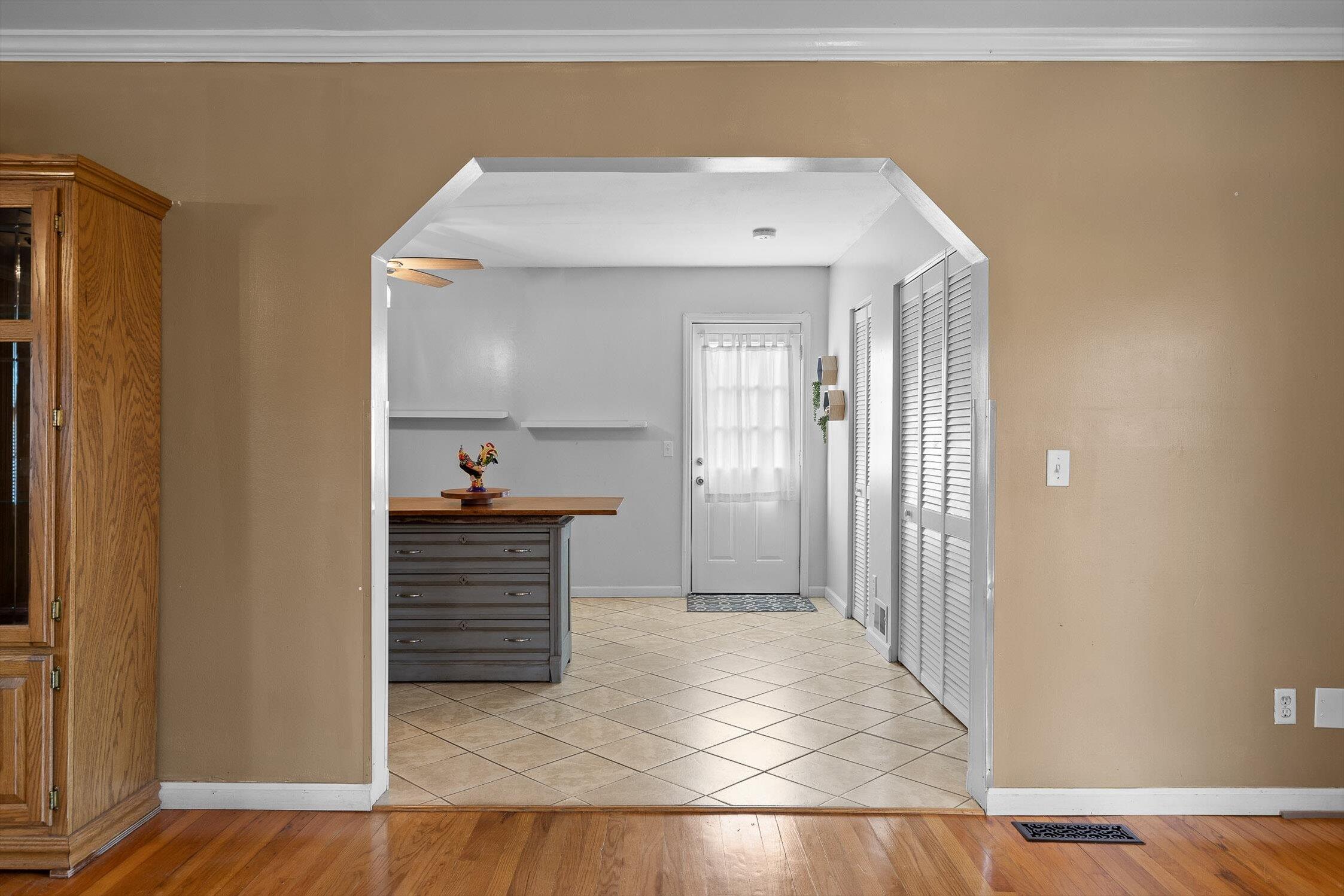 1207 Northern Hills Road