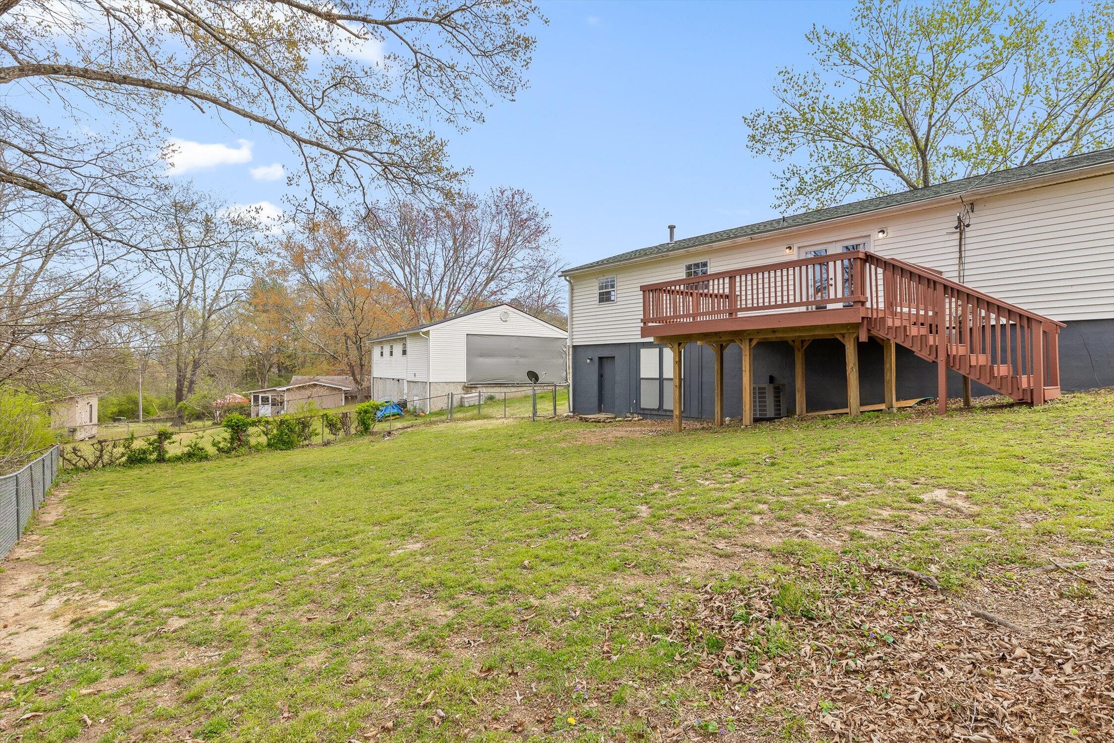 1207 Northern Hills Road