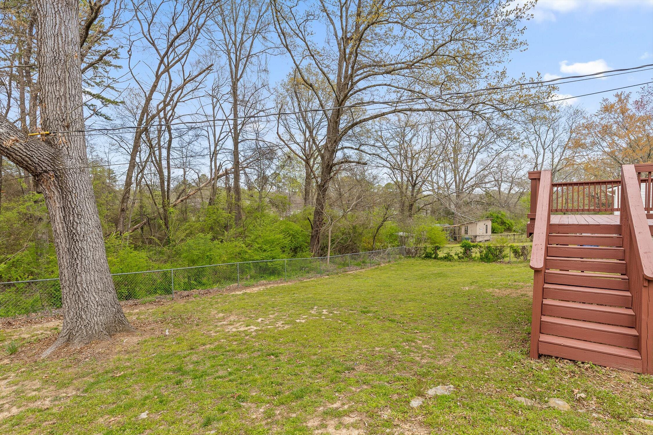 1207 Northern Hills Road
