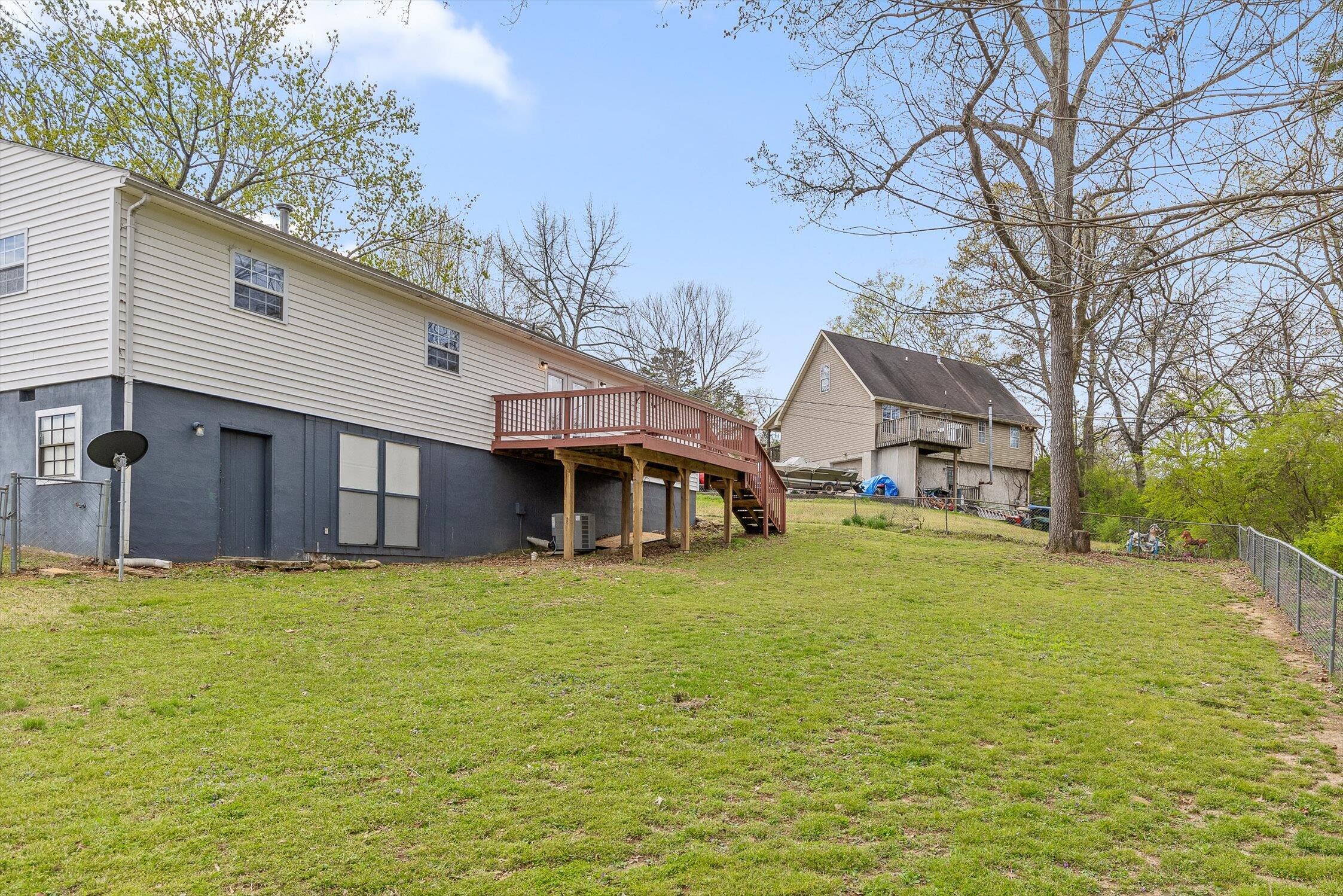 1207 Northern Hills Road