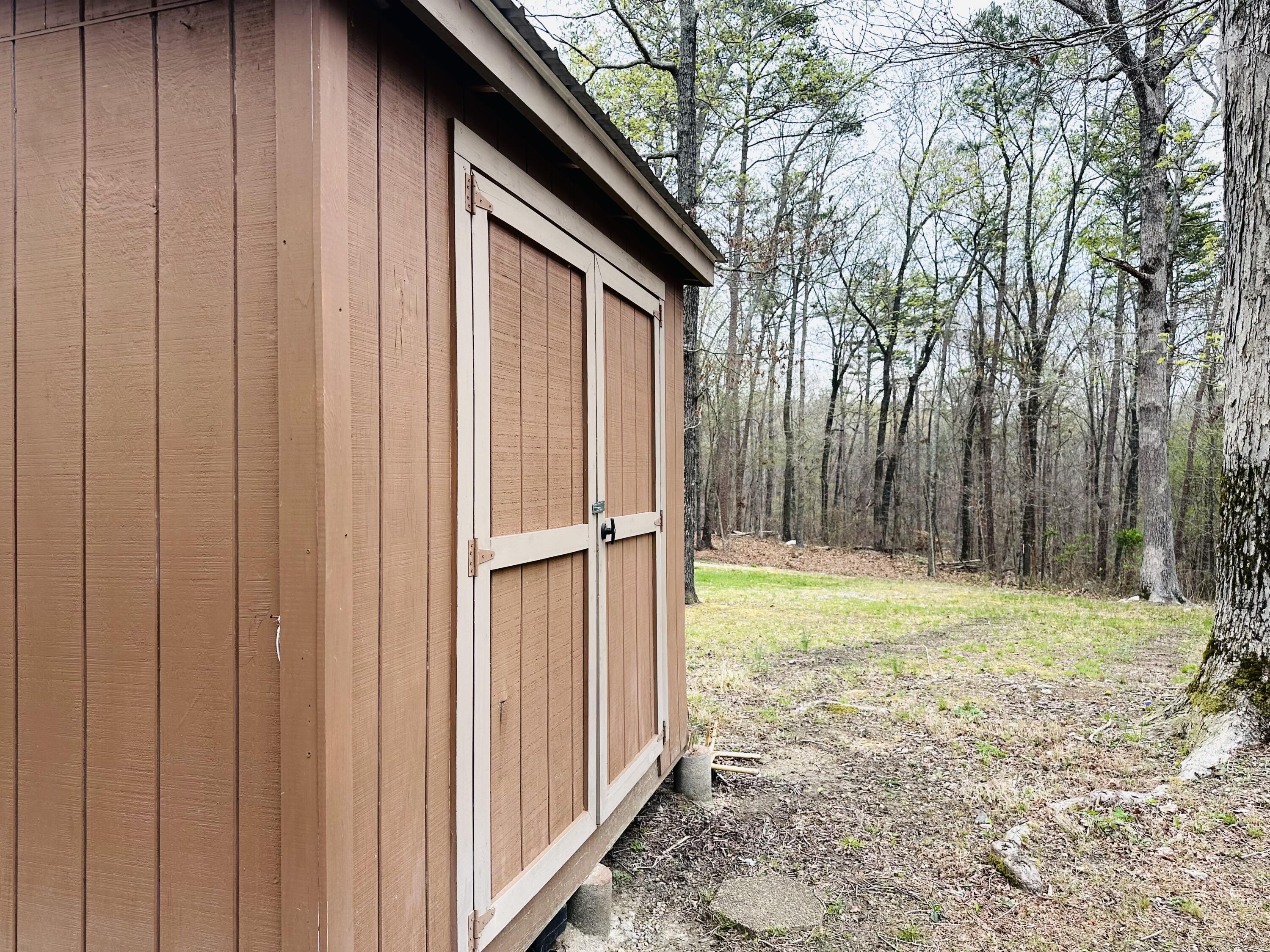 142 Huckleberry Trail, LaFayette