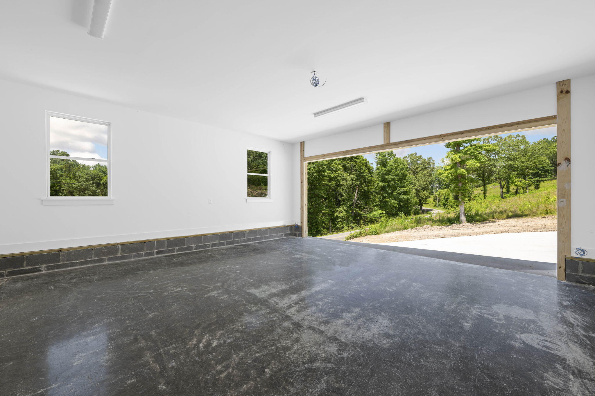 1361 Shady Lane Road