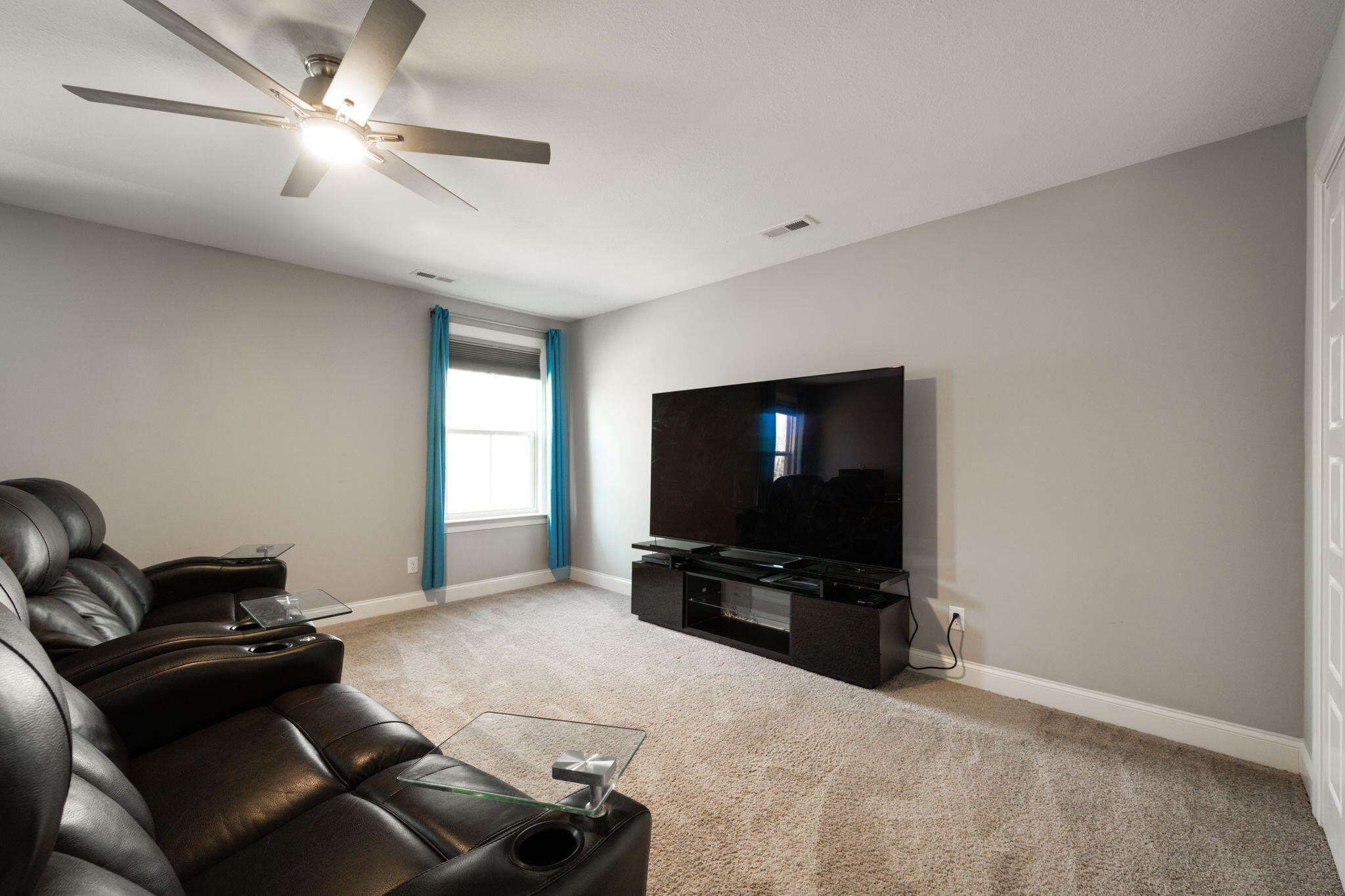 1351 Tuckahoe