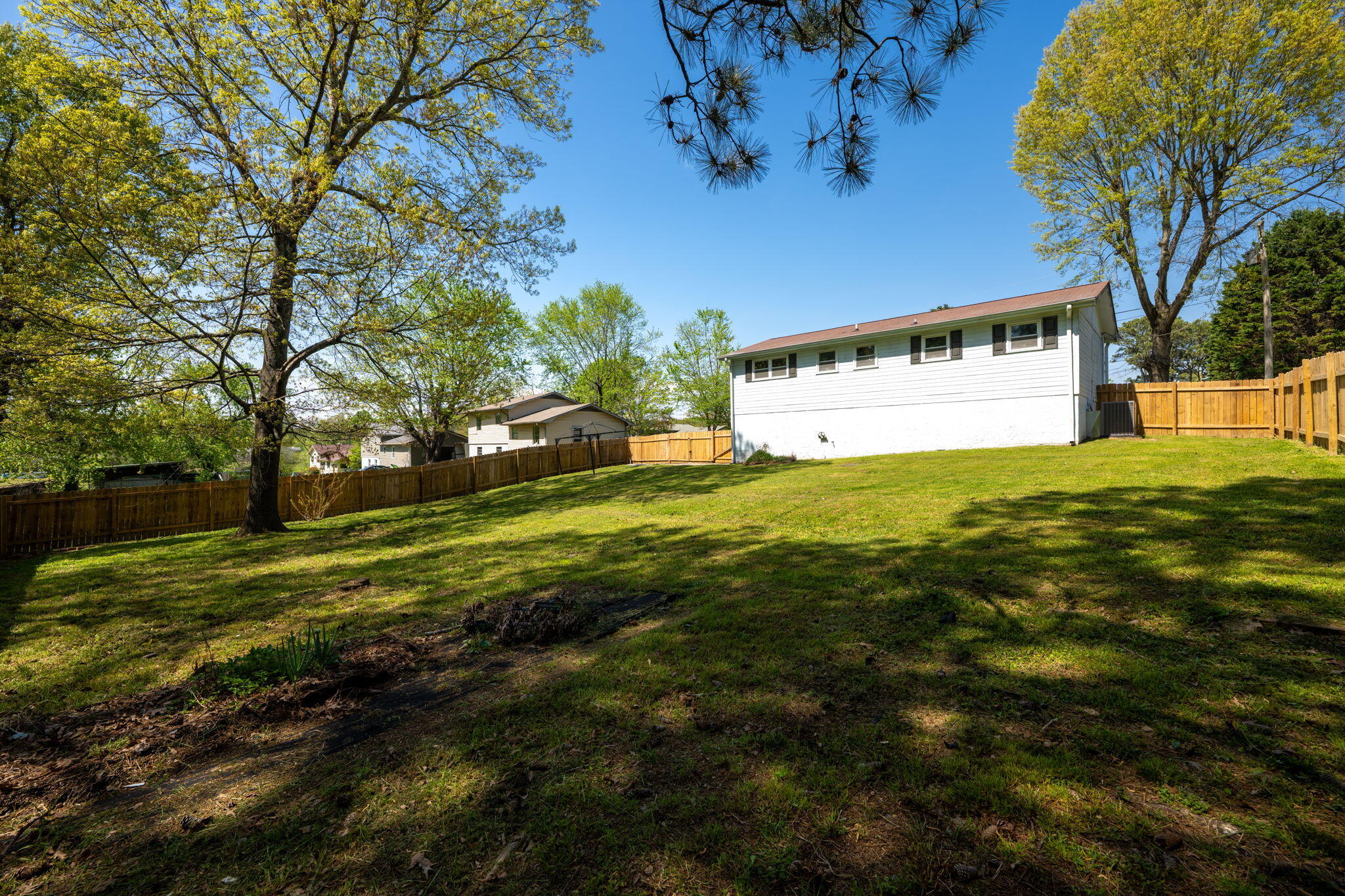 2460 SE Ella Drive