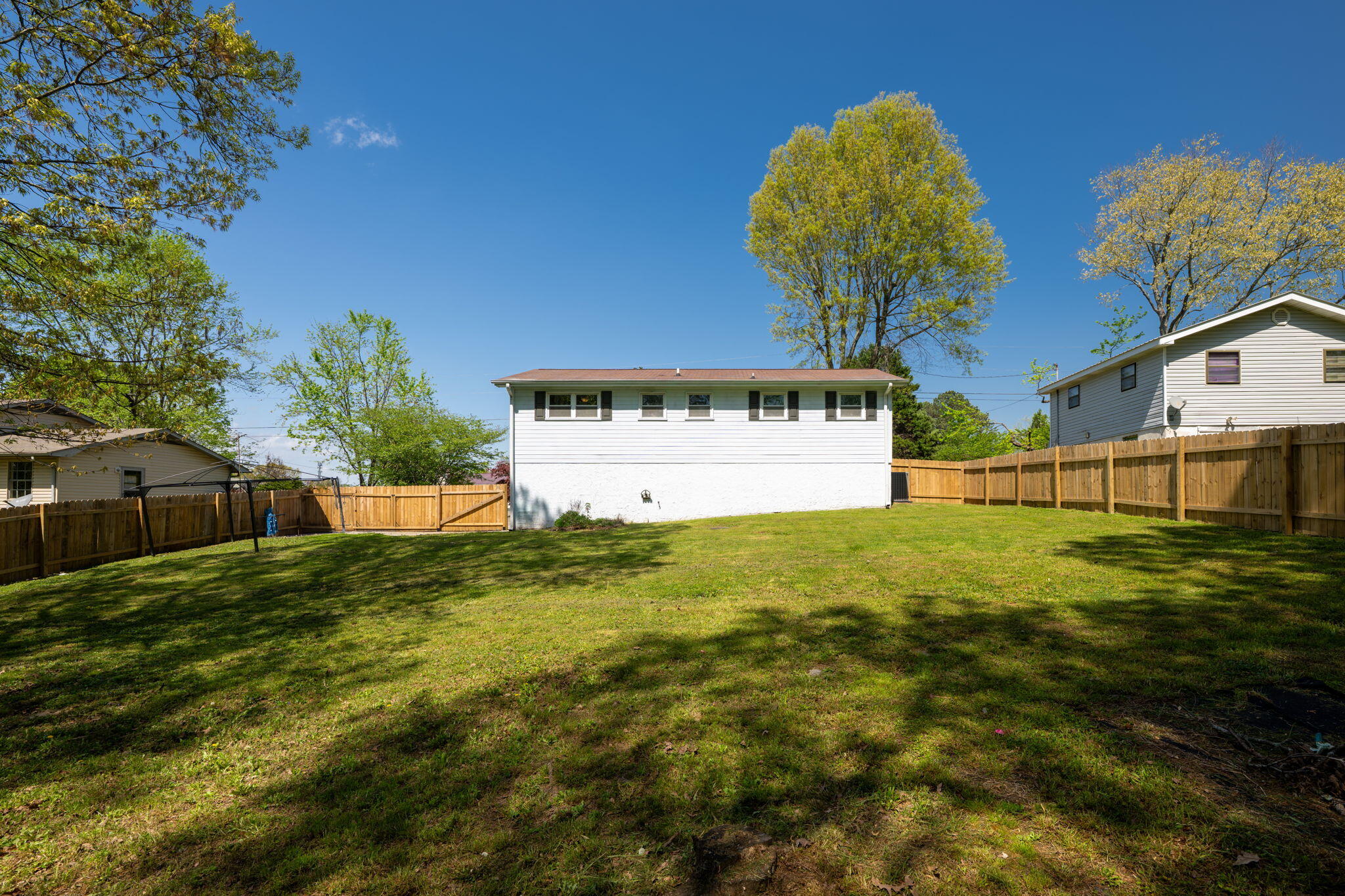 2460 SE Ella Drive