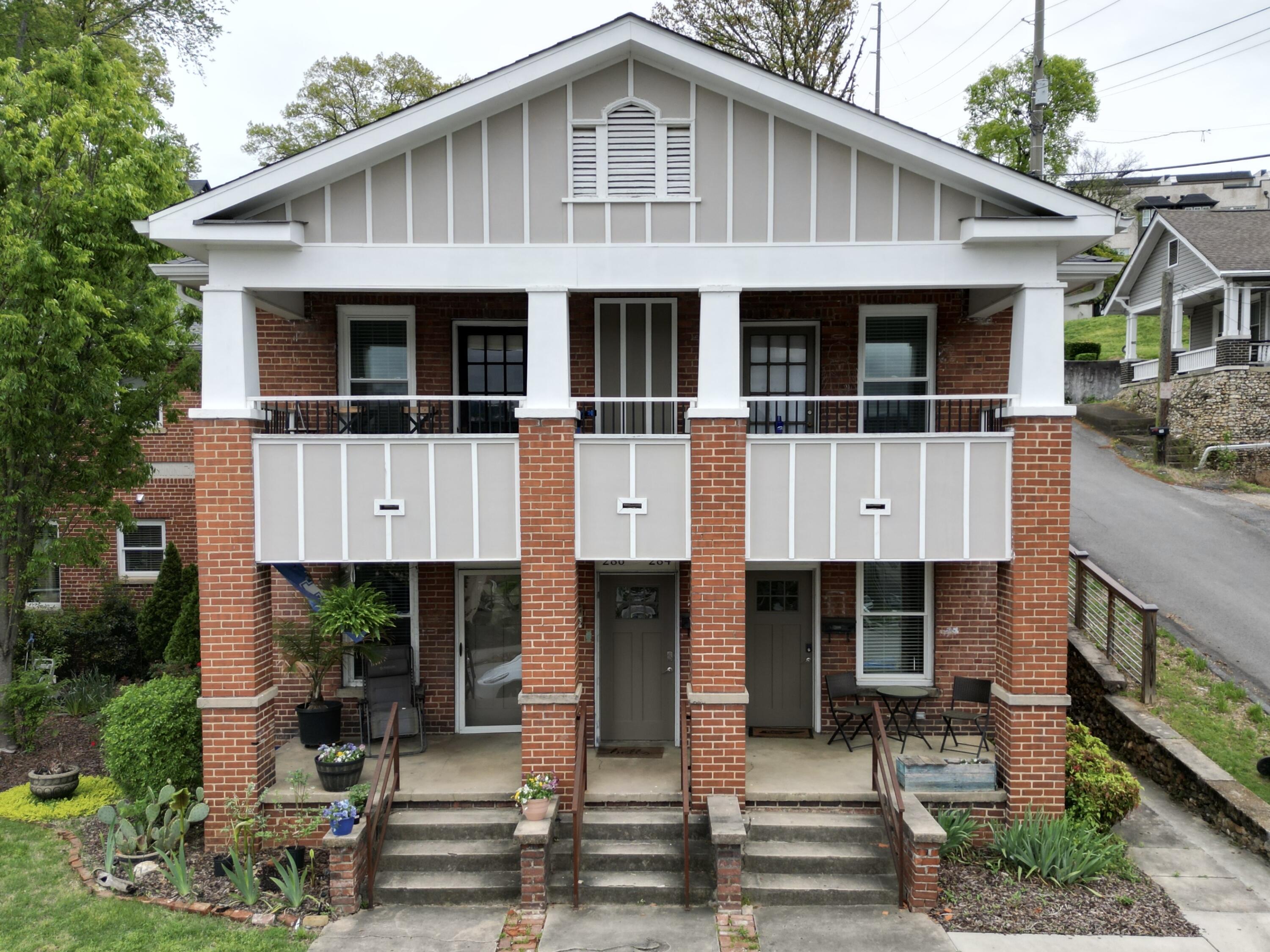 282 Woodland Avenue