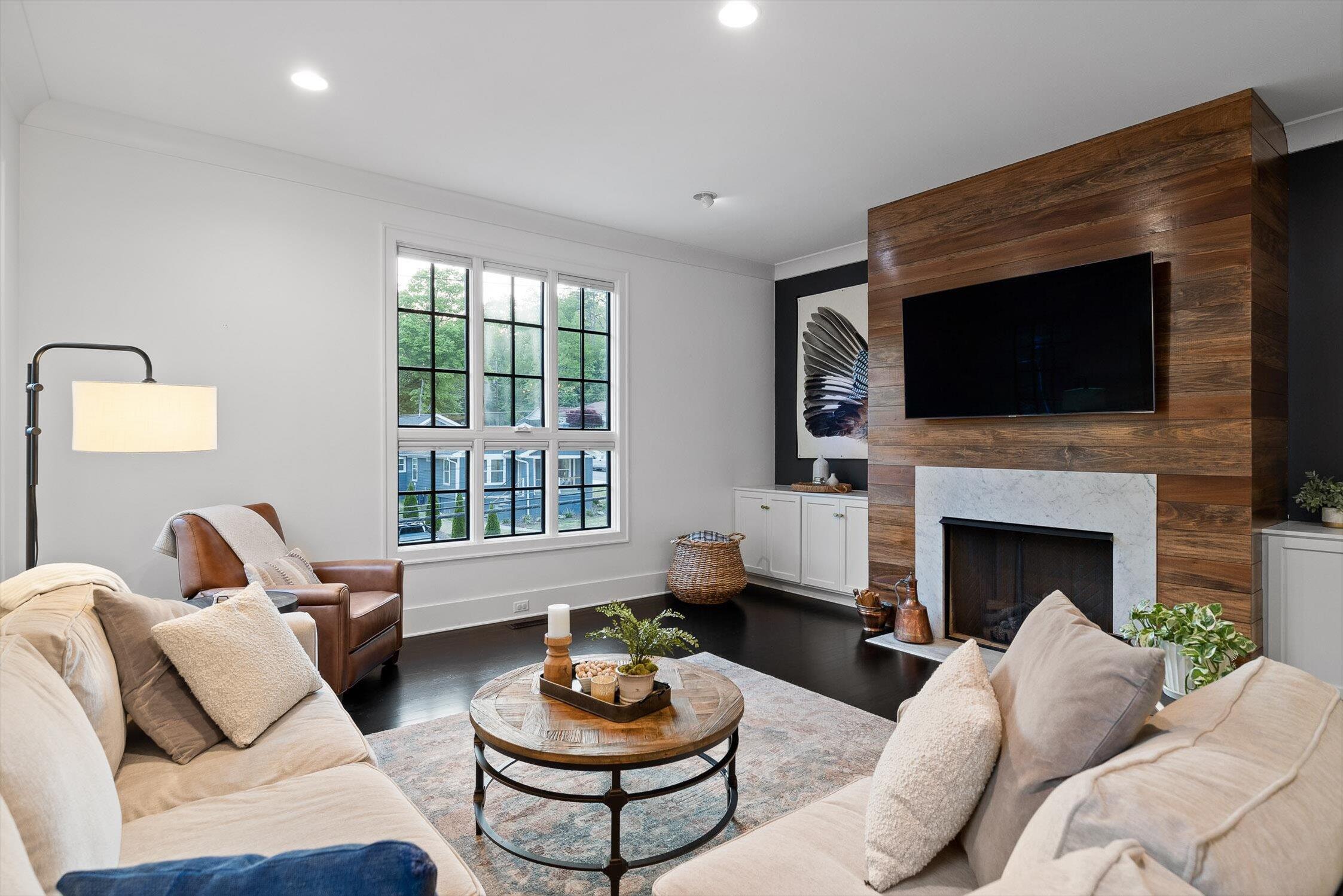 1704 Knickerbocker Avenue