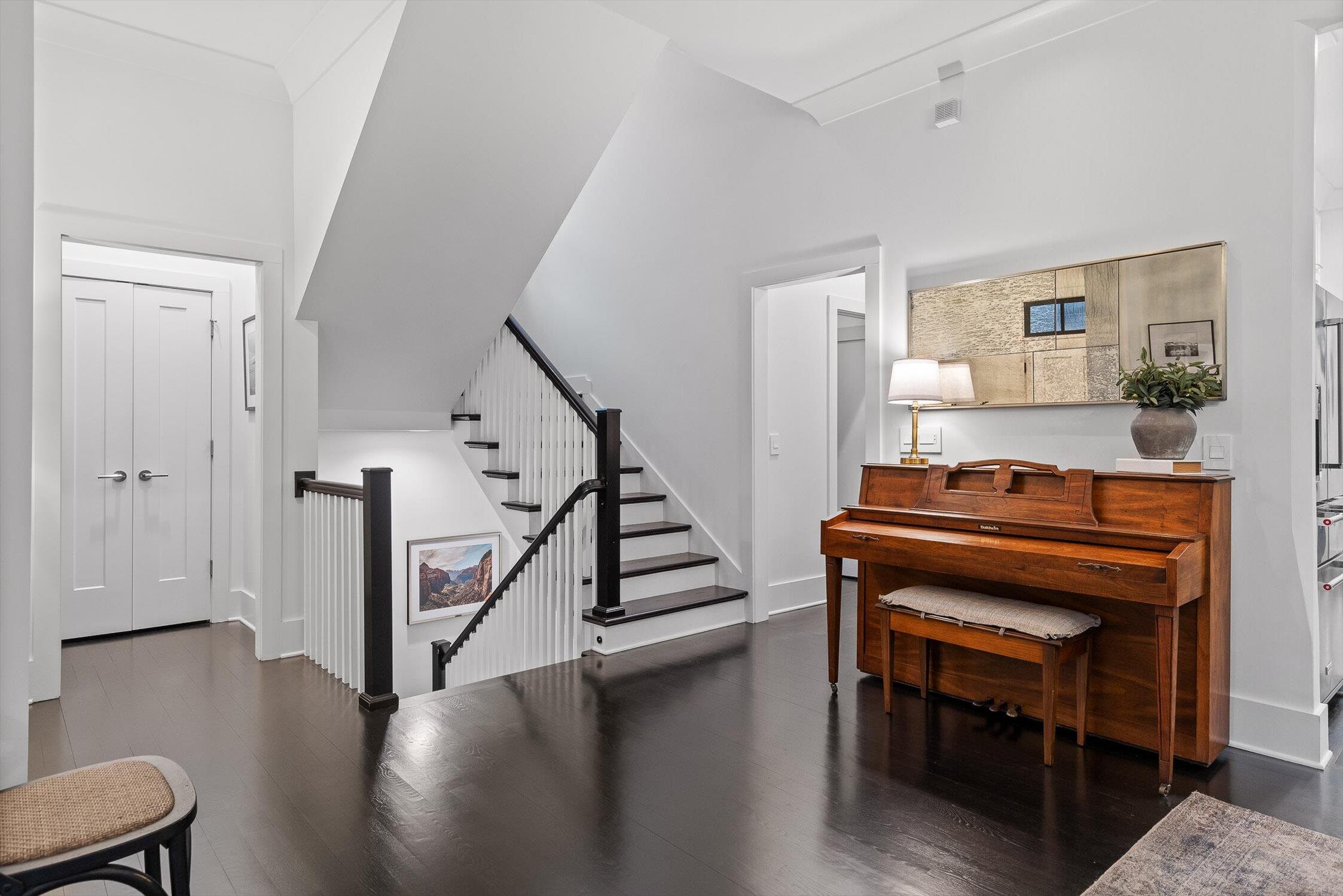 1704 Knickerbocker Avenue