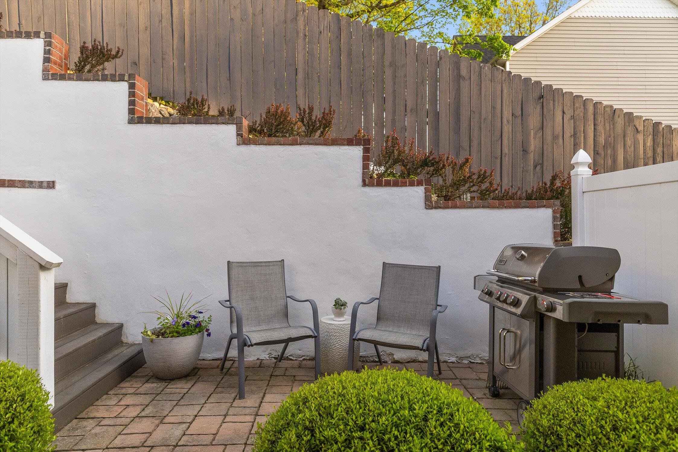 1704 Knickerbocker Avenue