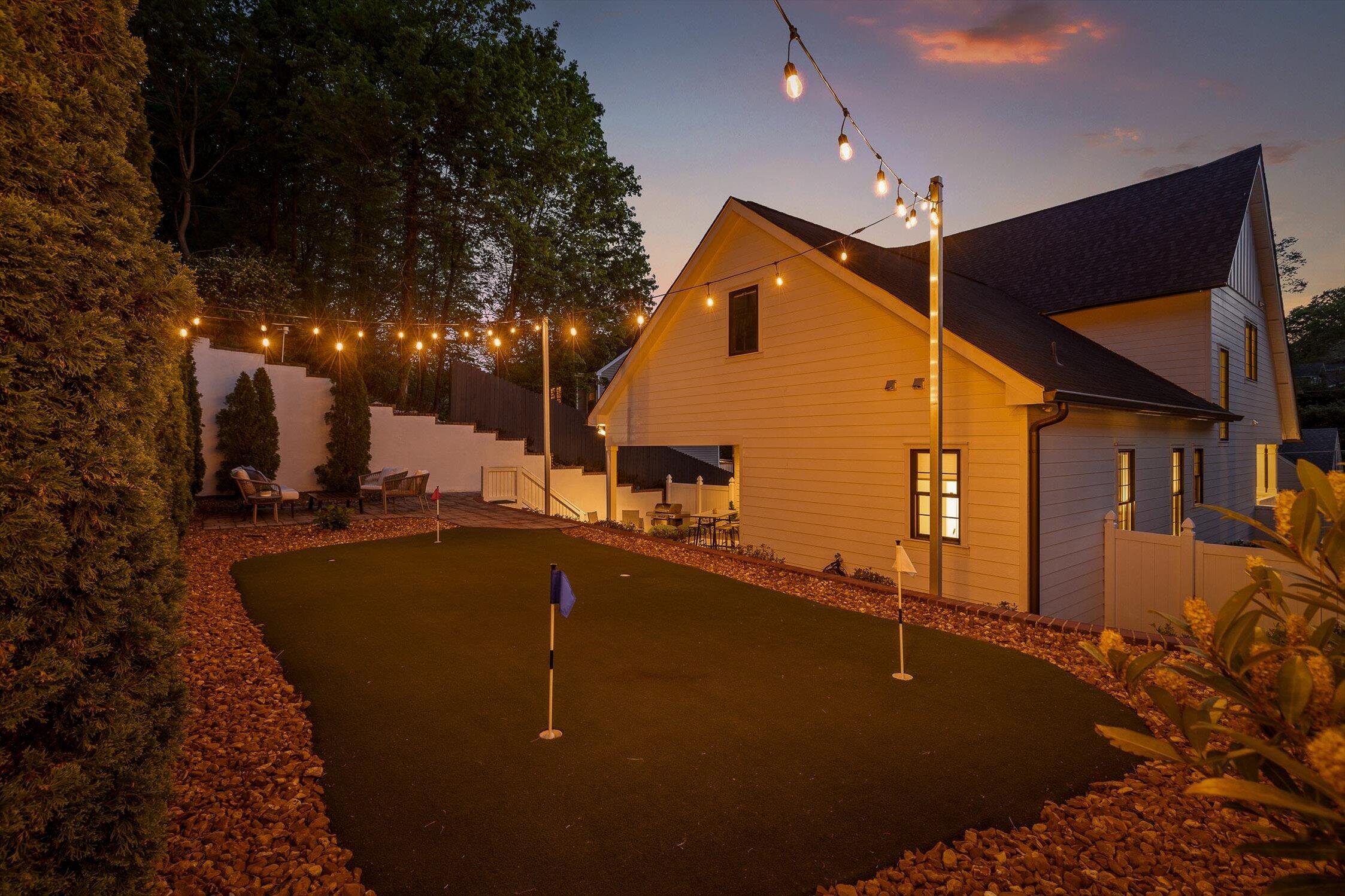 1704 Knickerbocker Avenue