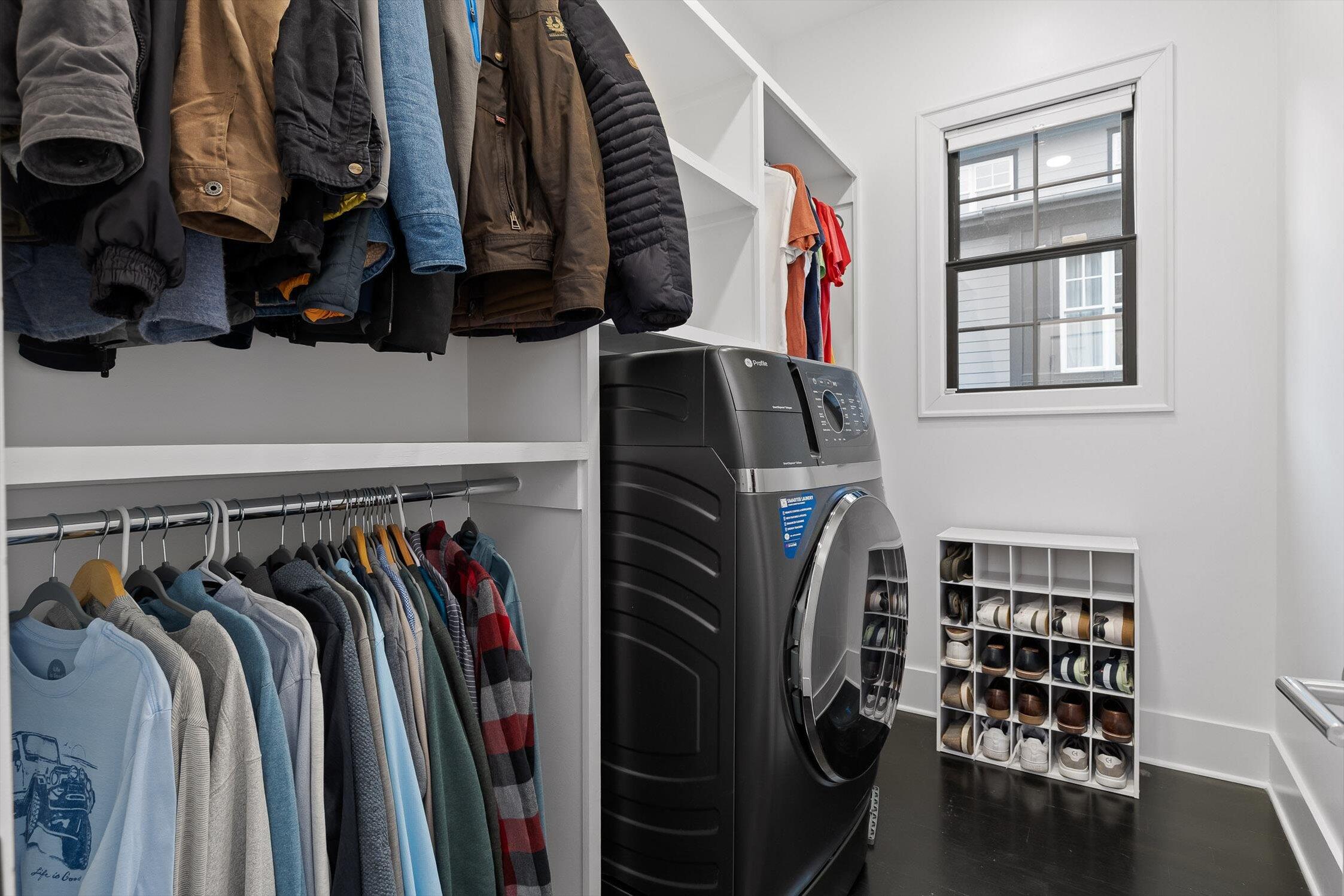 1704 Knickerbocker Avenue