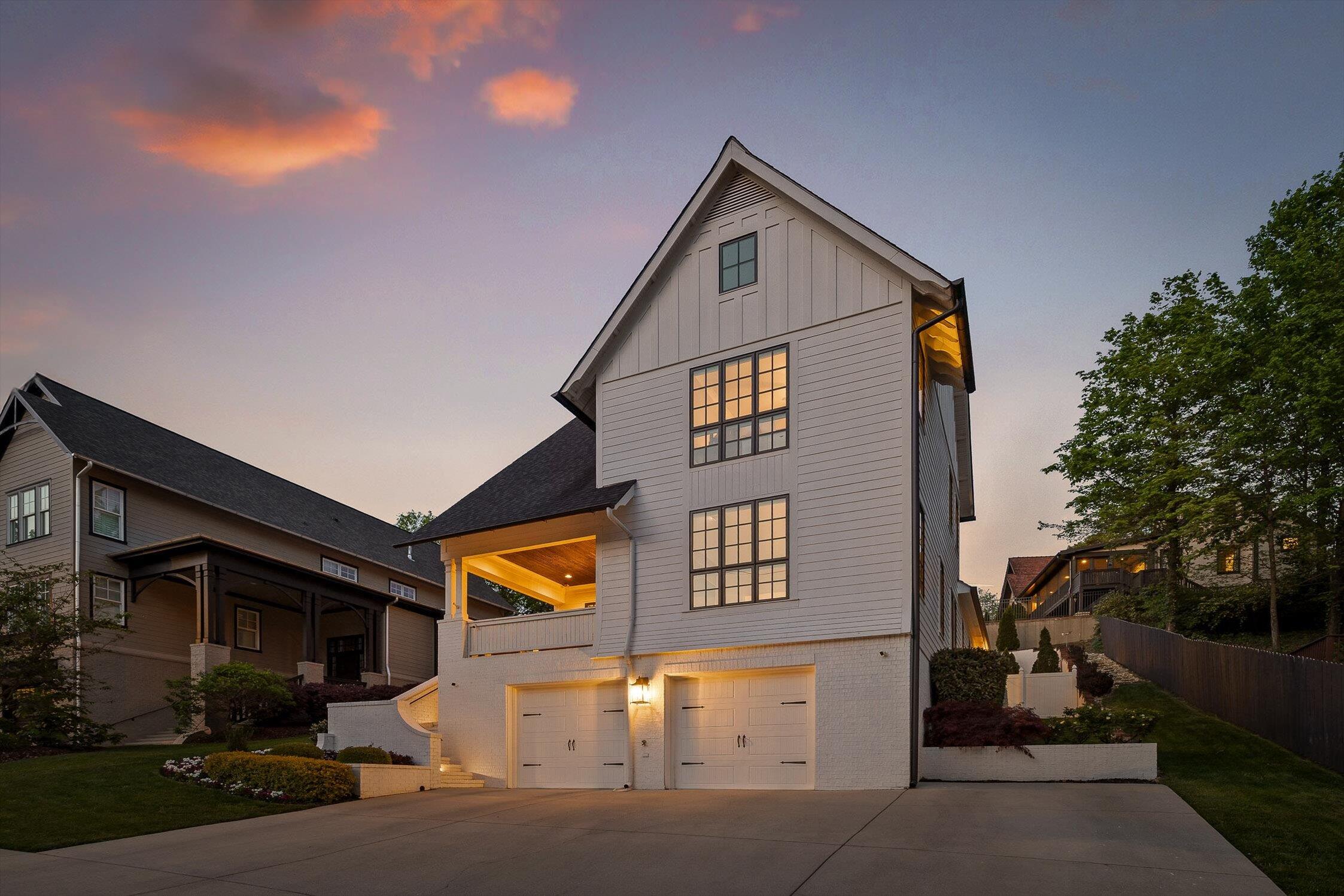 1704 Knickerbocker Avenue