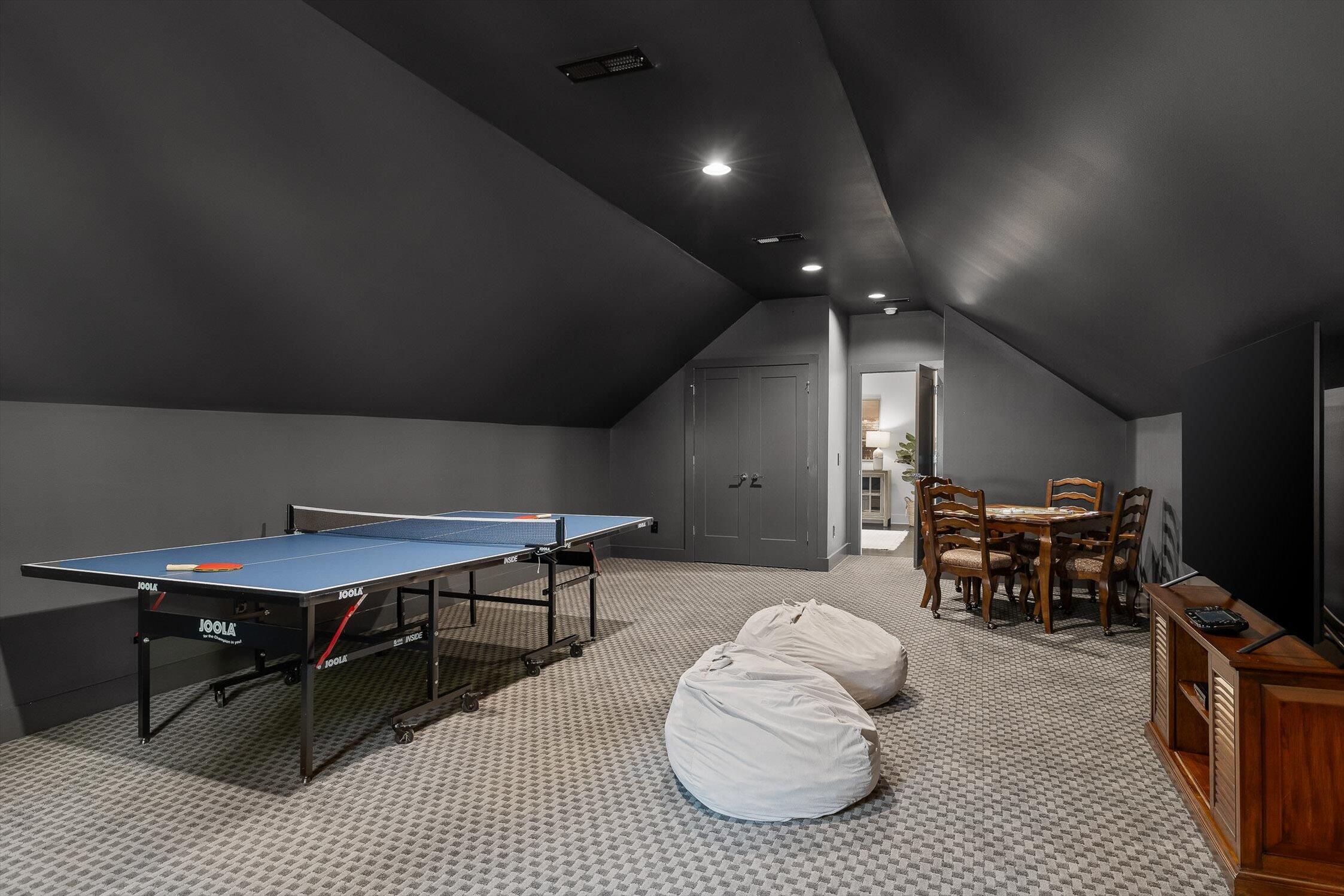 1704 Knickerbocker Avenue