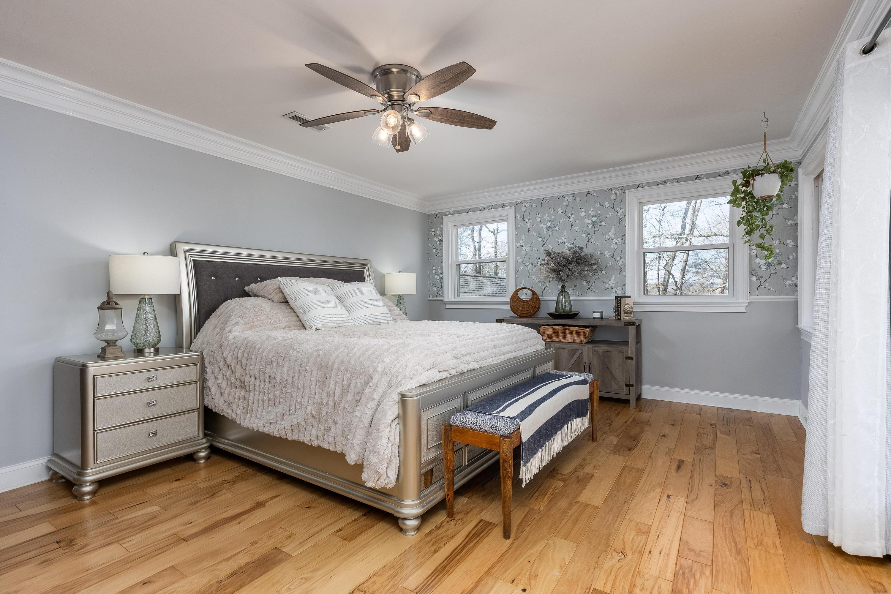 5723 Island View Drive