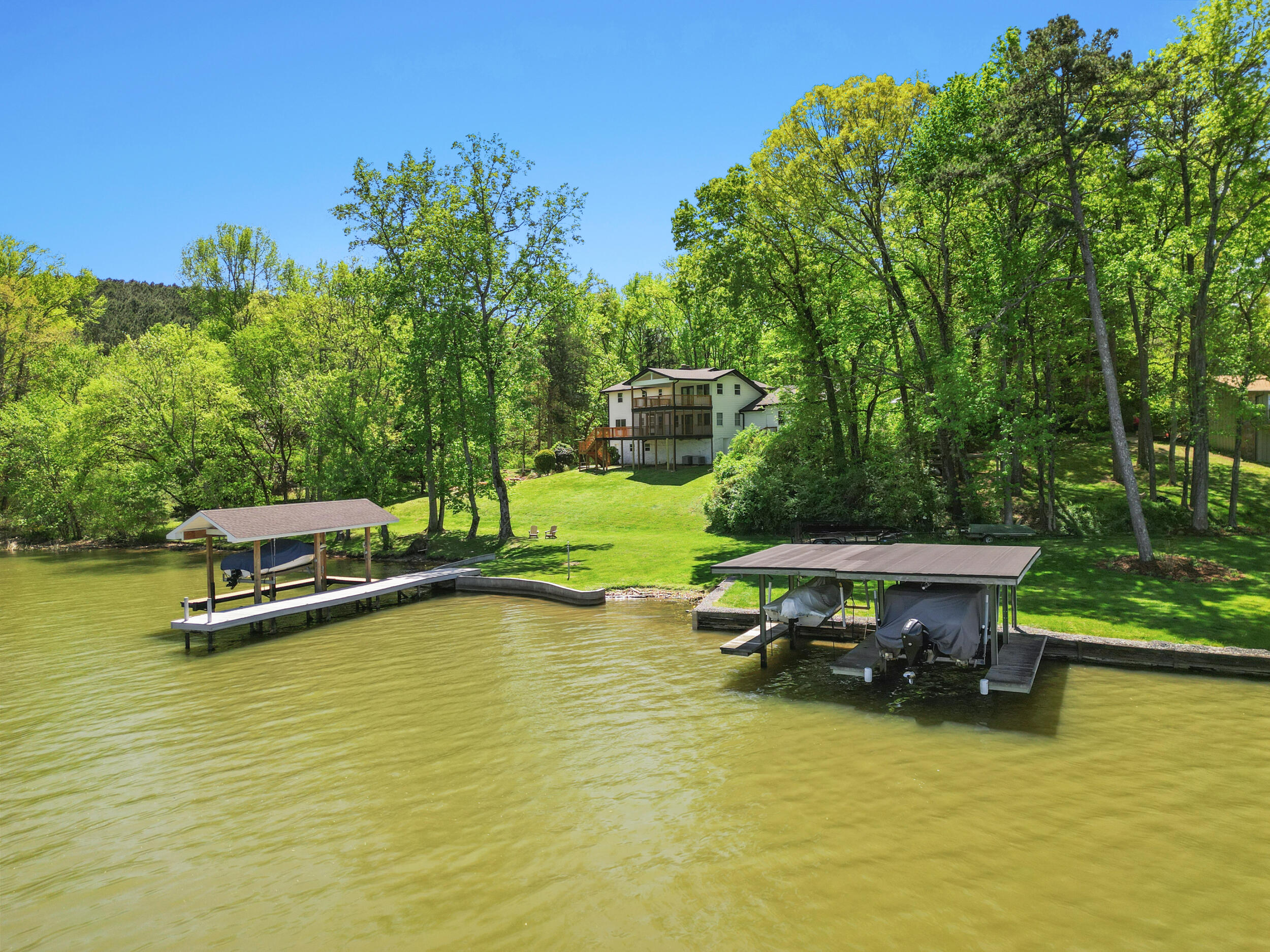 5723 Island View Drive