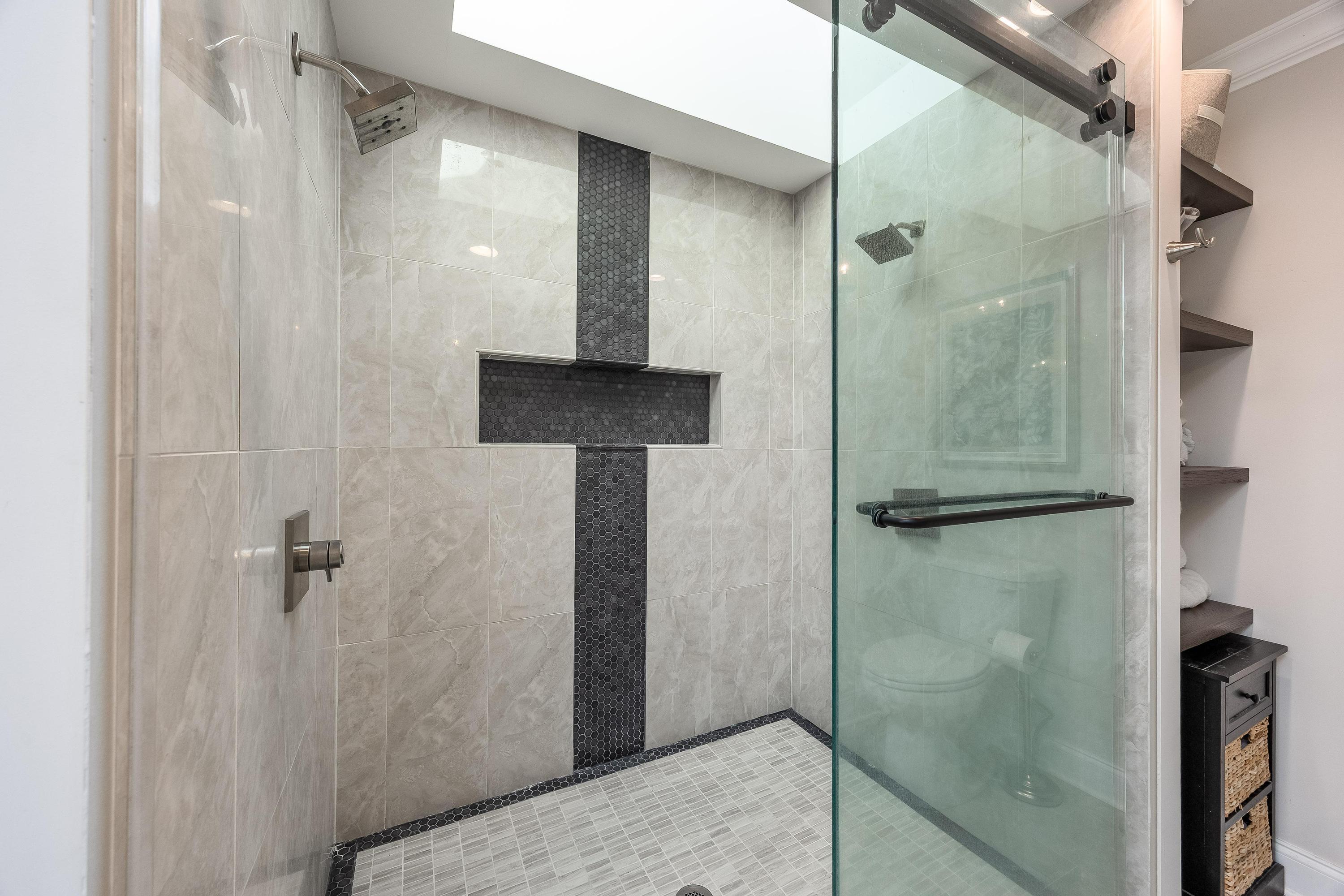 5723 Island View Drive