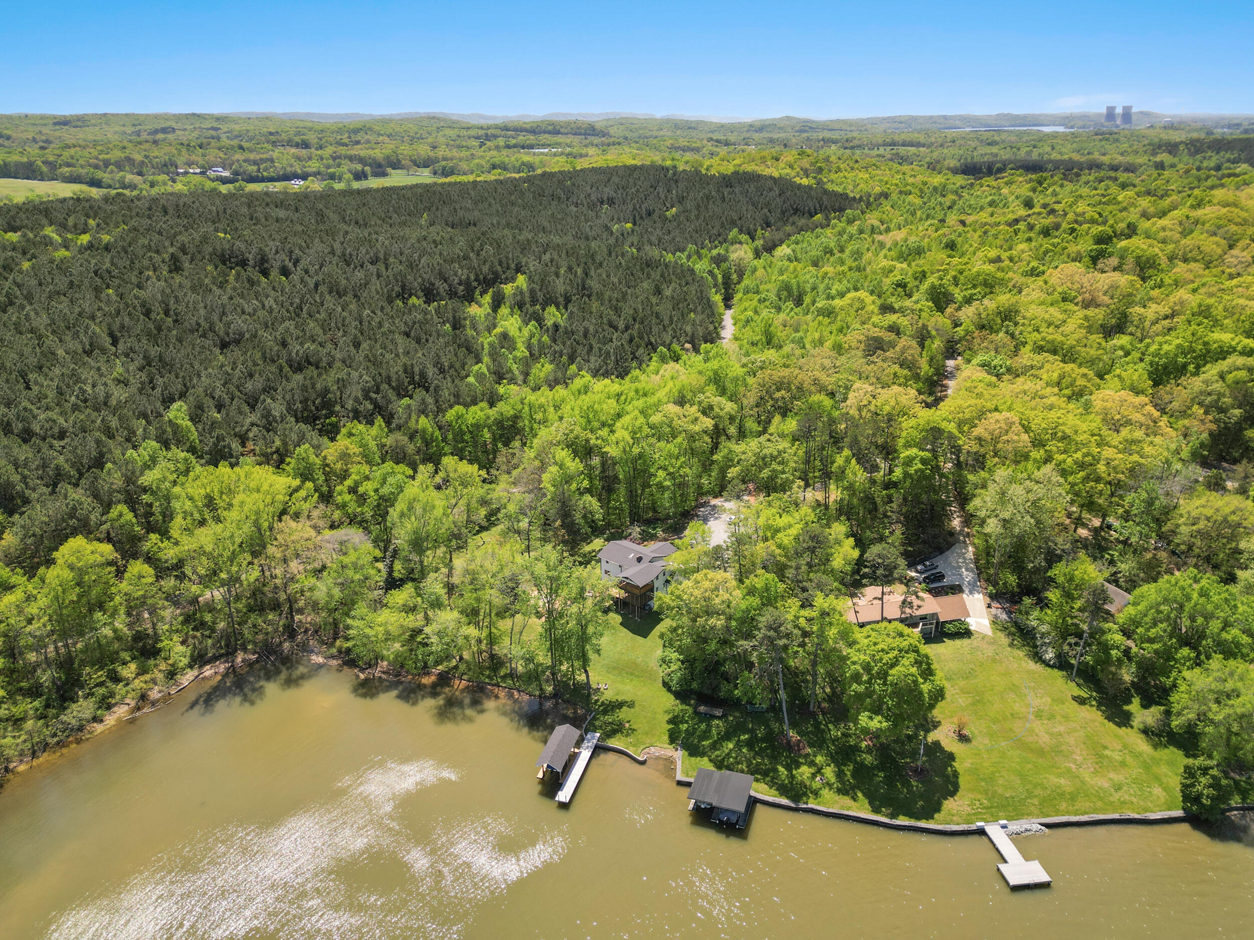 5723 Island View Drive