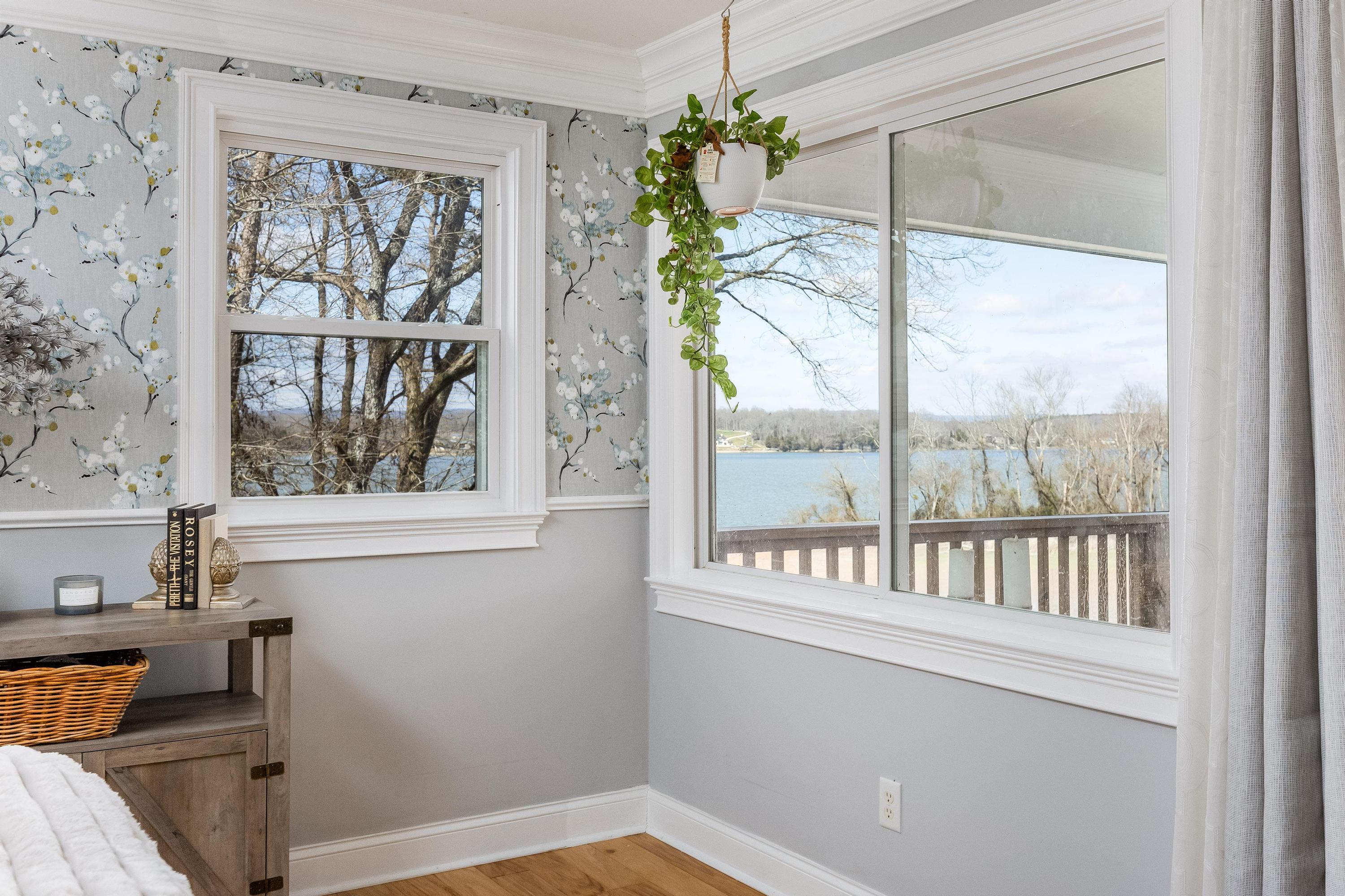 5723 Island View Drive