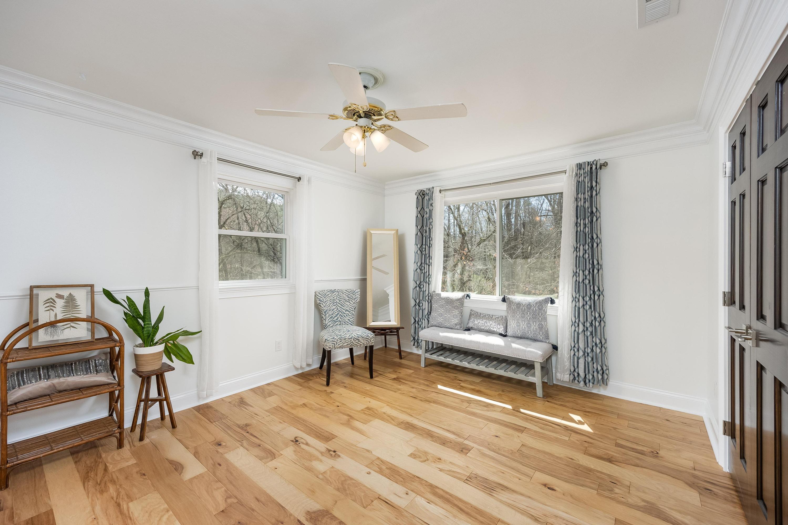 5723 Island View Drive