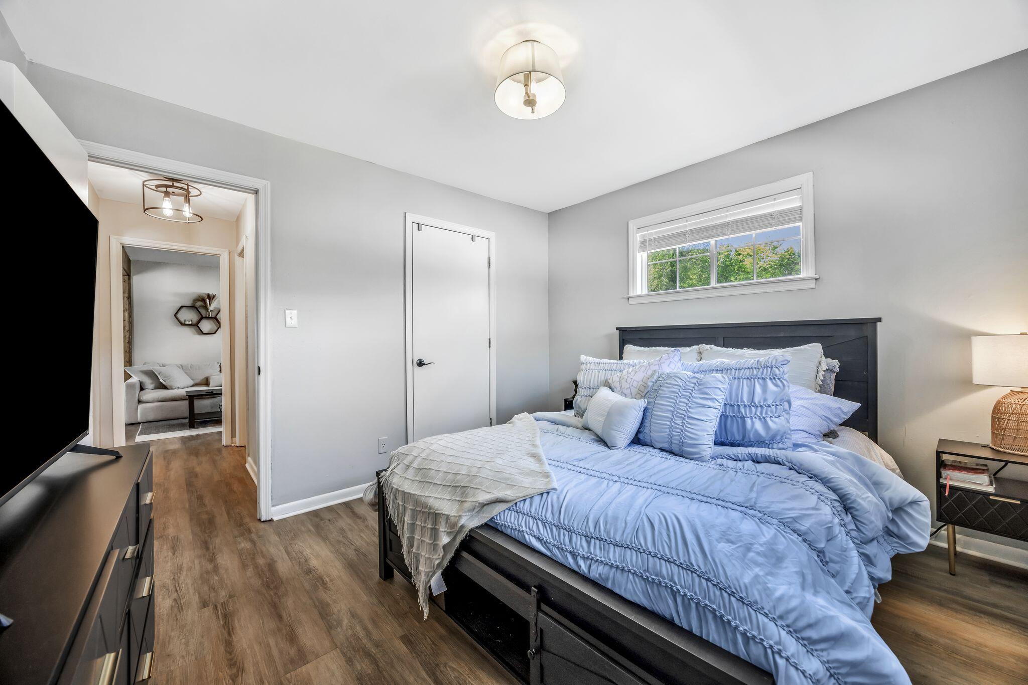 416 Cliff Drive SE