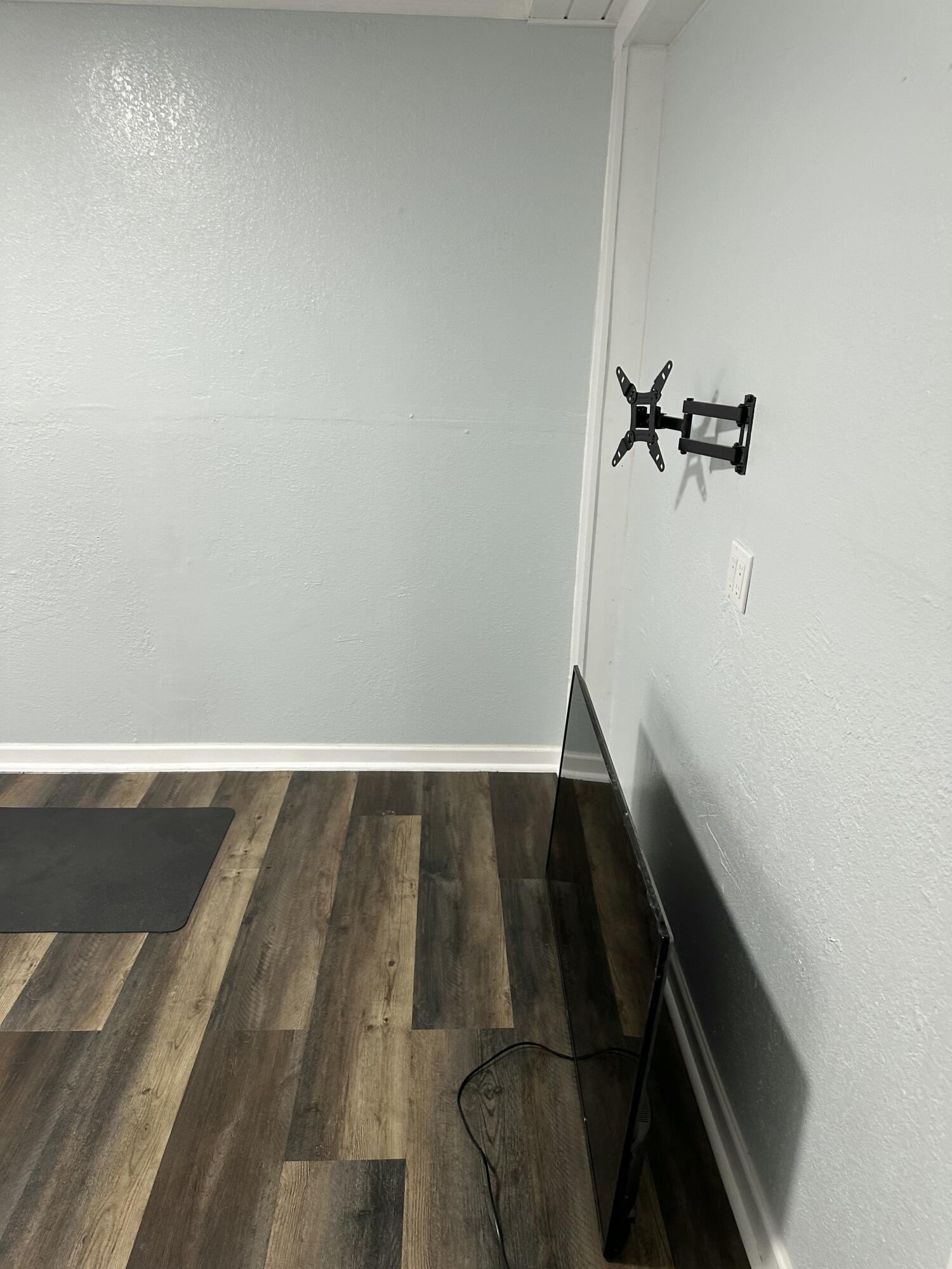 2514 Maplewood Drive