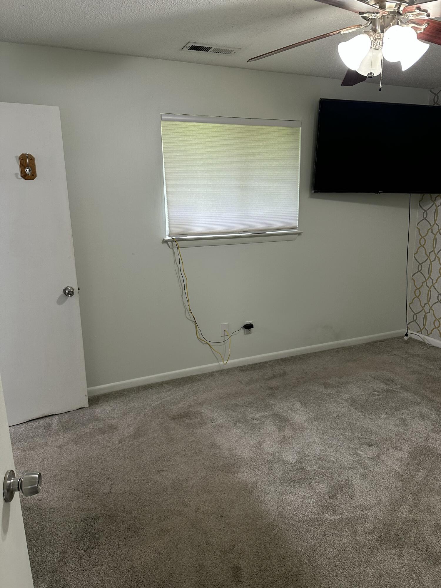 2514 Maplewood Drive