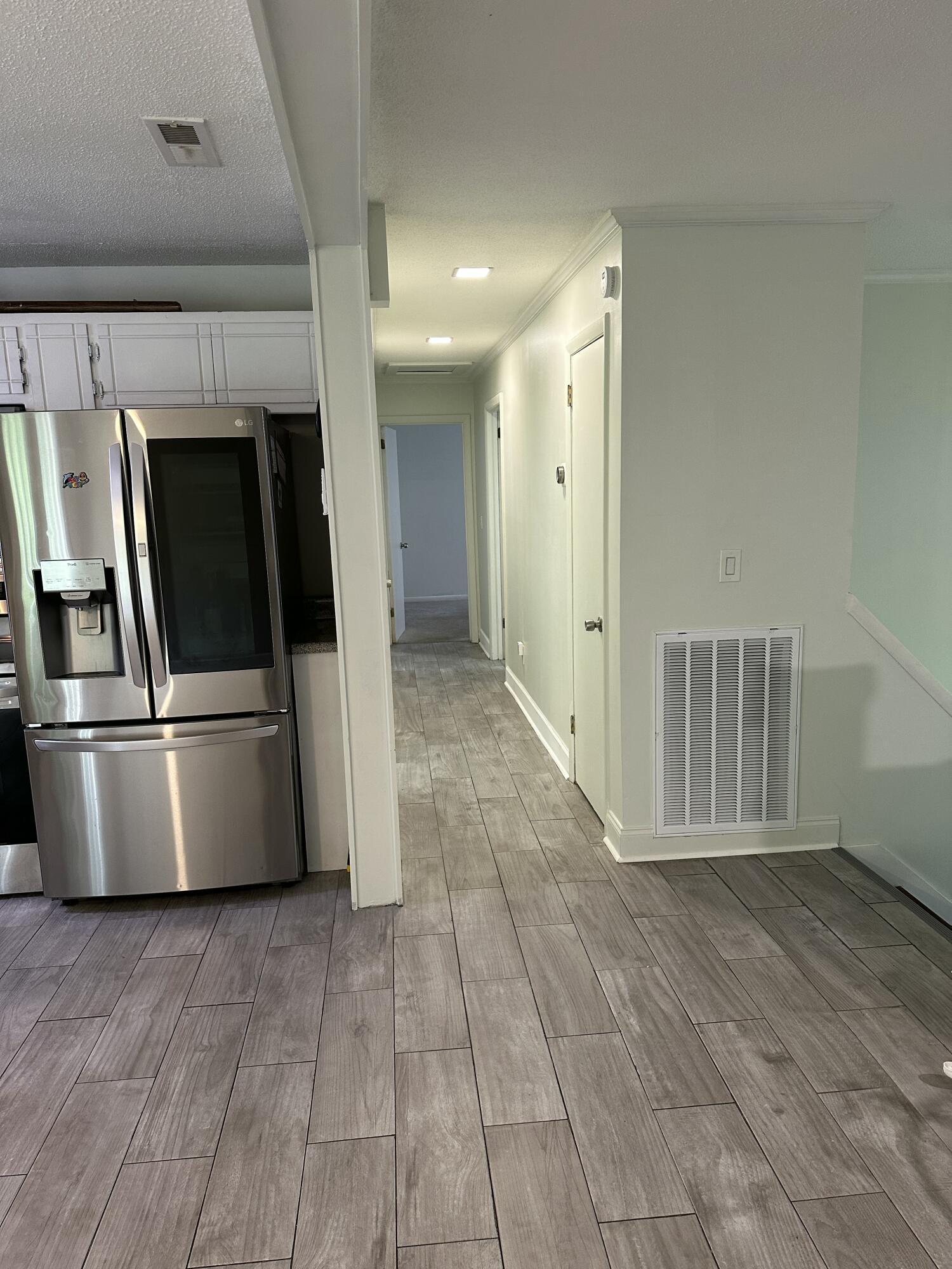 2514 Maplewood Drive